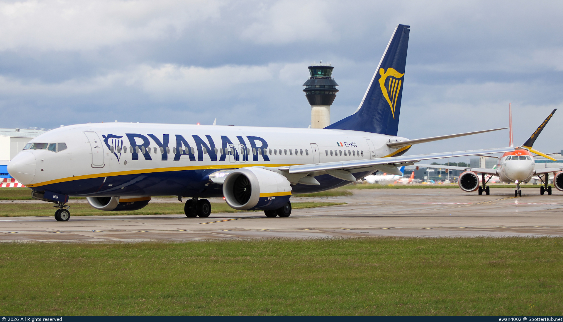 Photo of EI-HGG - Boeing 737 MAX 8-200 operated by Ryanair