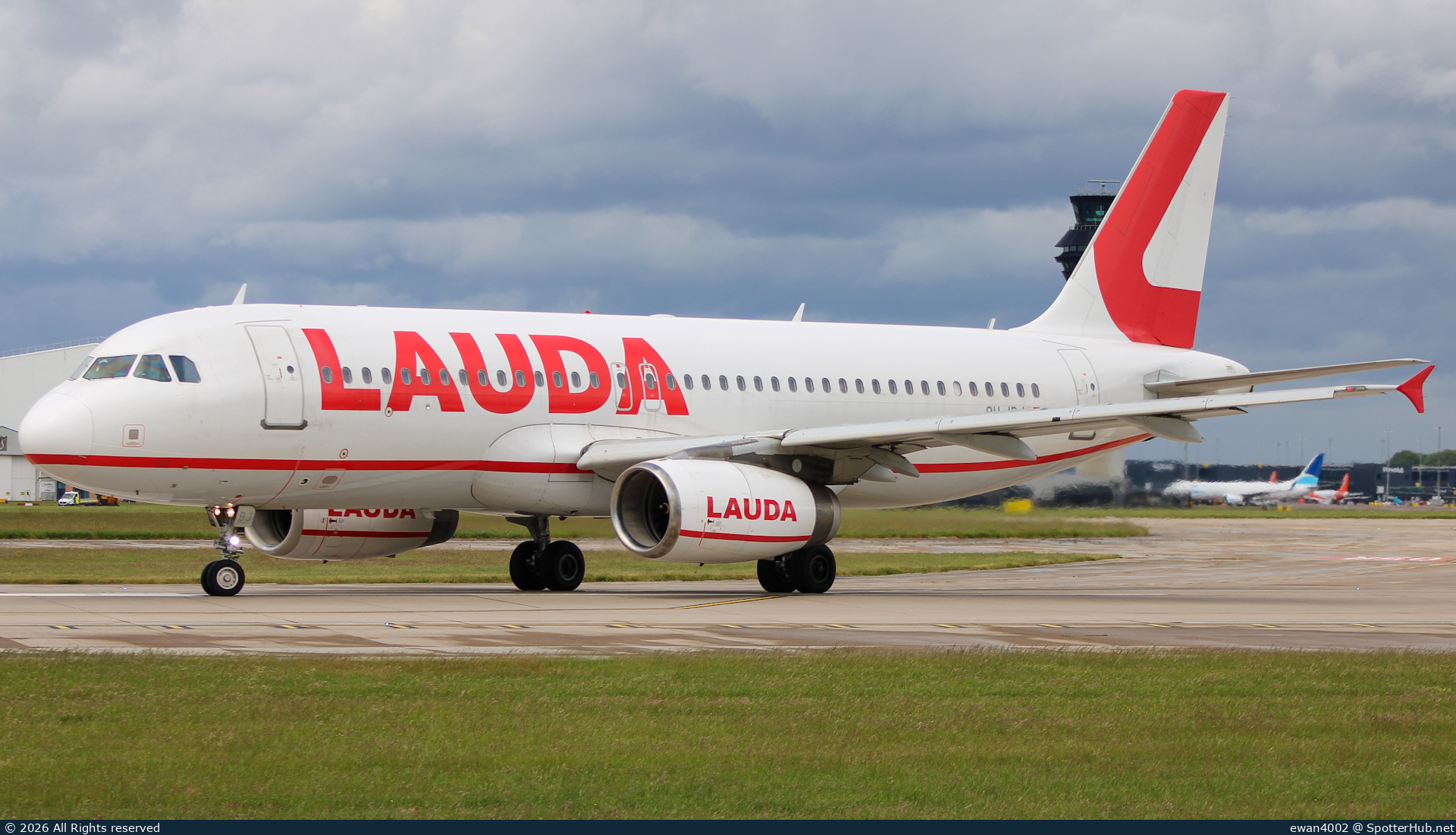 Photo of 9H-IBJ - Airbus A320-232 operated by Lauda Europe