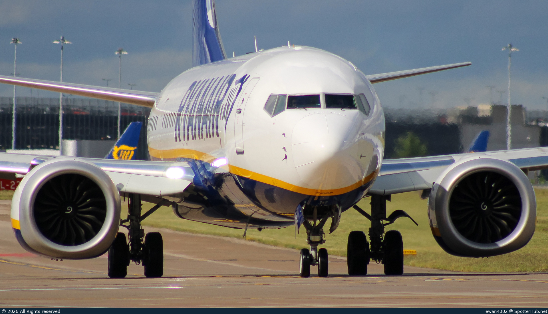 Photo of EI-IJR - Boeing 737 MAX 8-200 operated by Ryanair