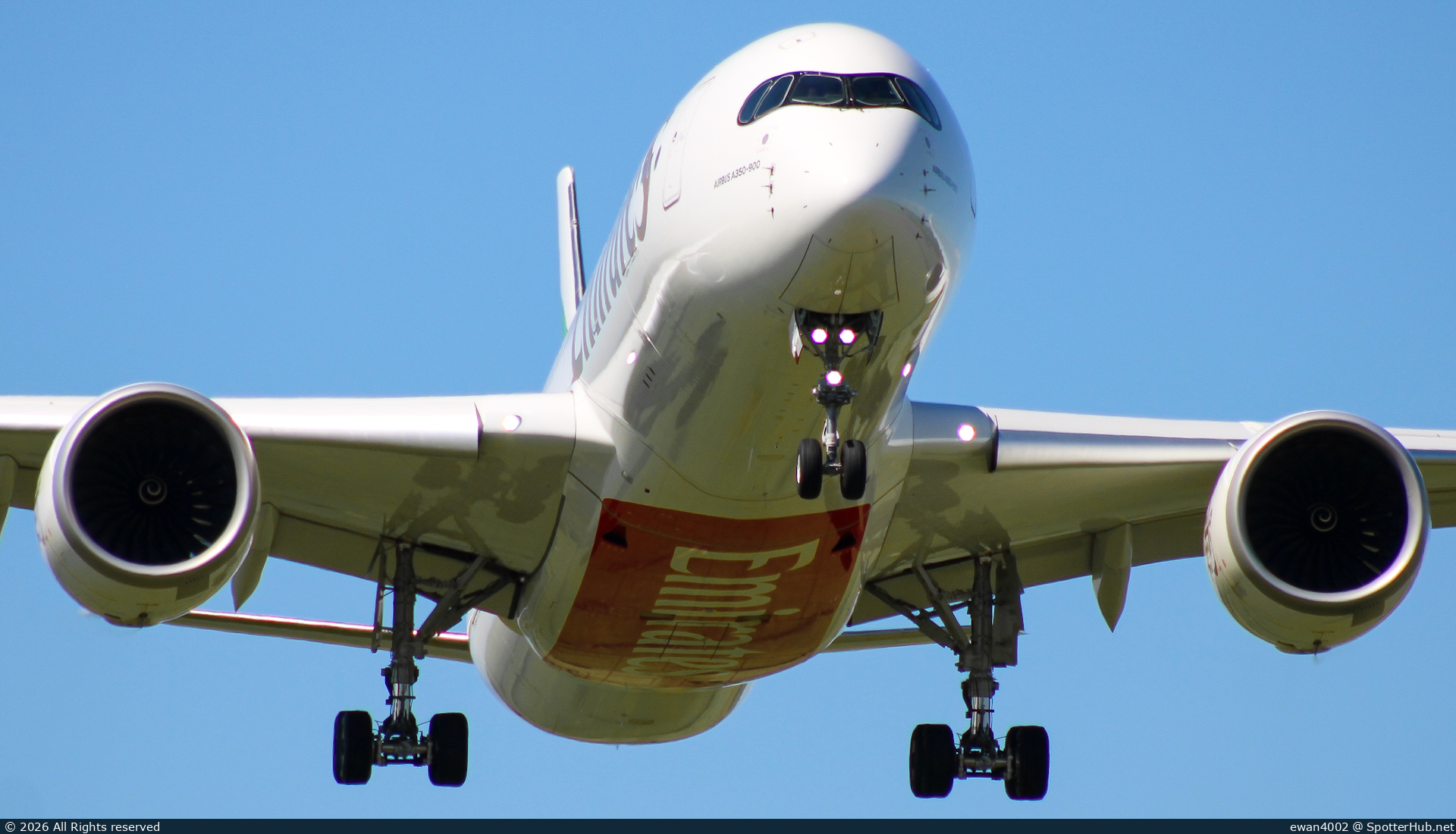 Photo of A6-EXP - Airbus A350-941 operated by Emirates