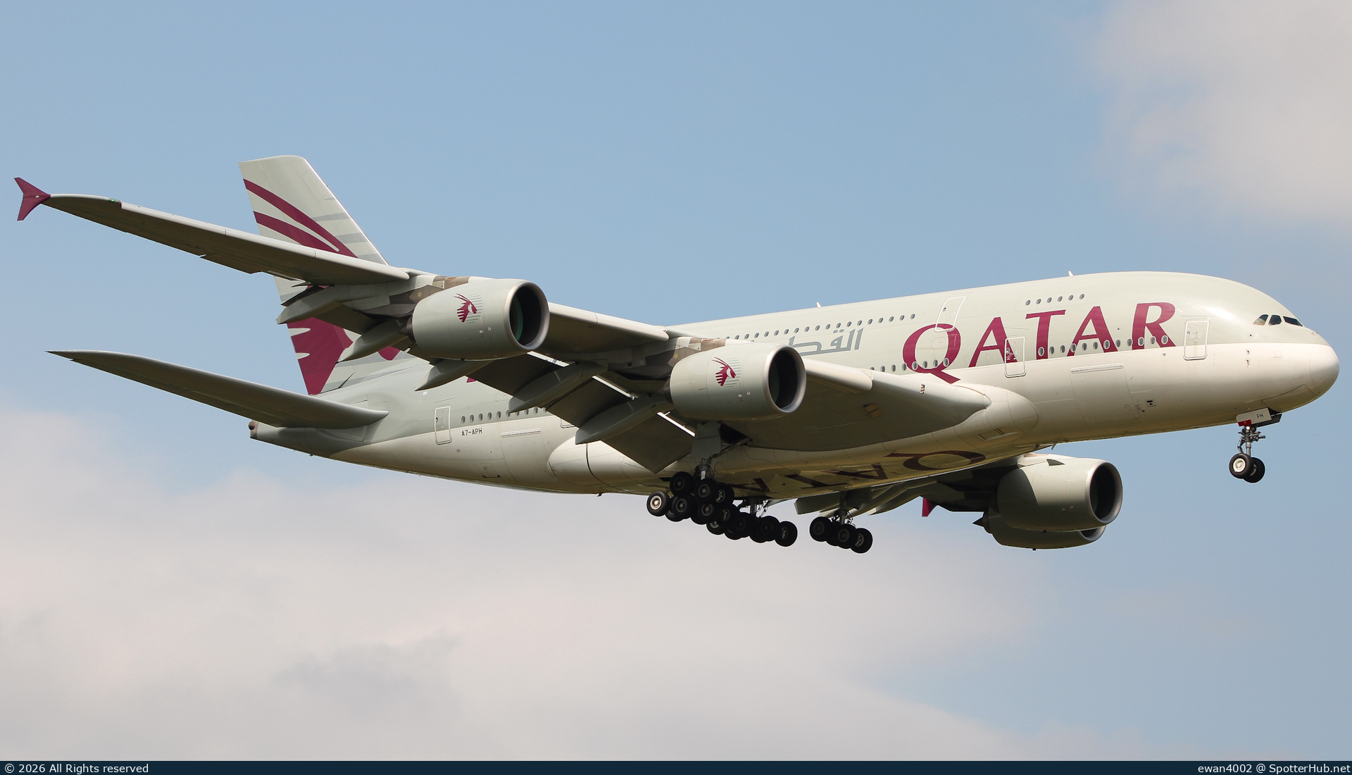 Photo of A7-APH - Airbus A380-861 operated by Qatar Airways