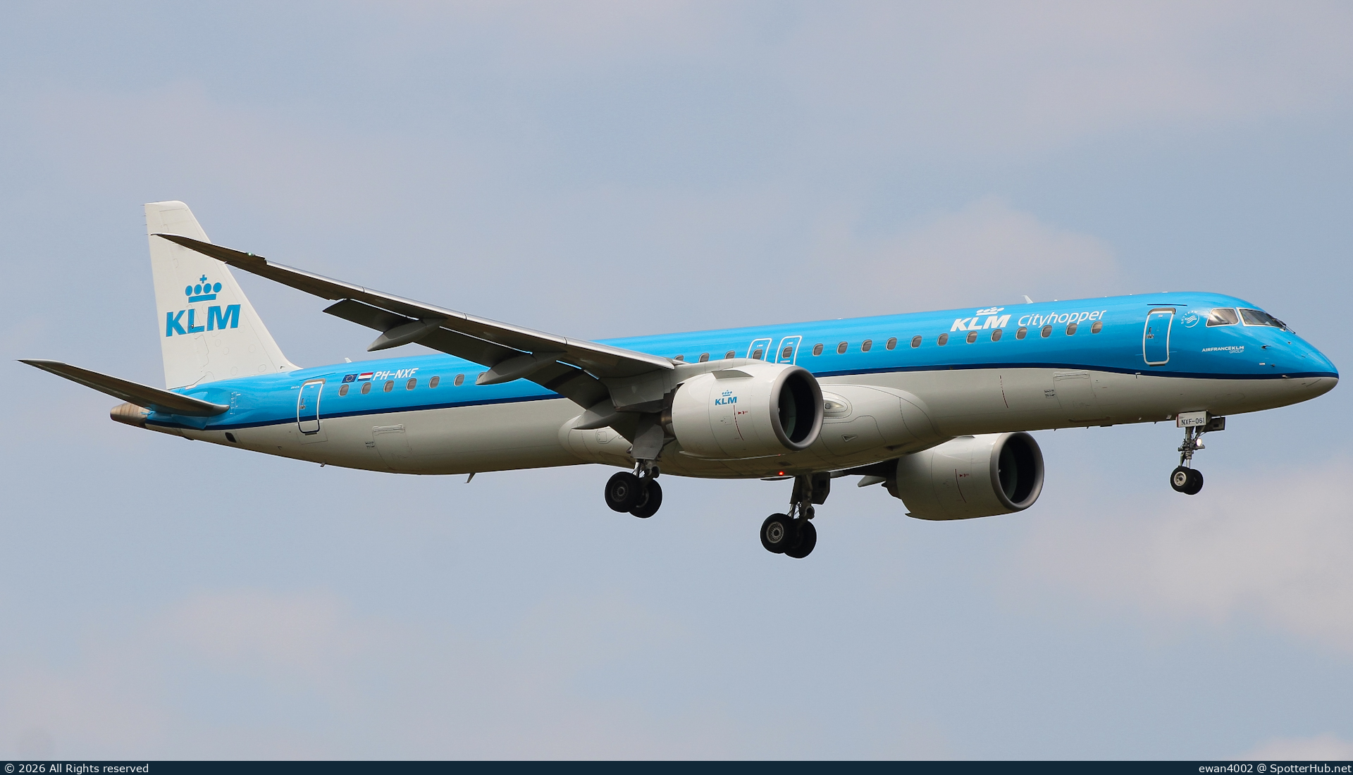 Photo of PH-NXF - Embraer ERJ-195-E2 operated by KLM Cityhopper