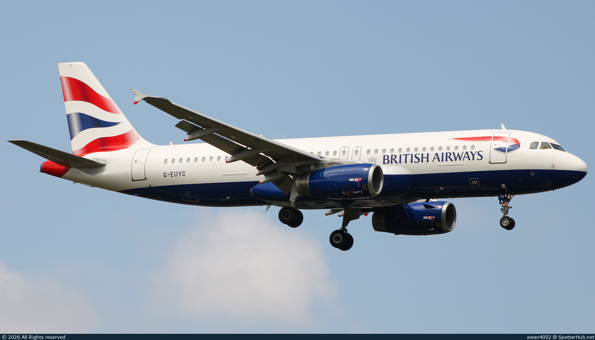 Photo of G-EUYC - Airbus A320-232 operated by British Airways
