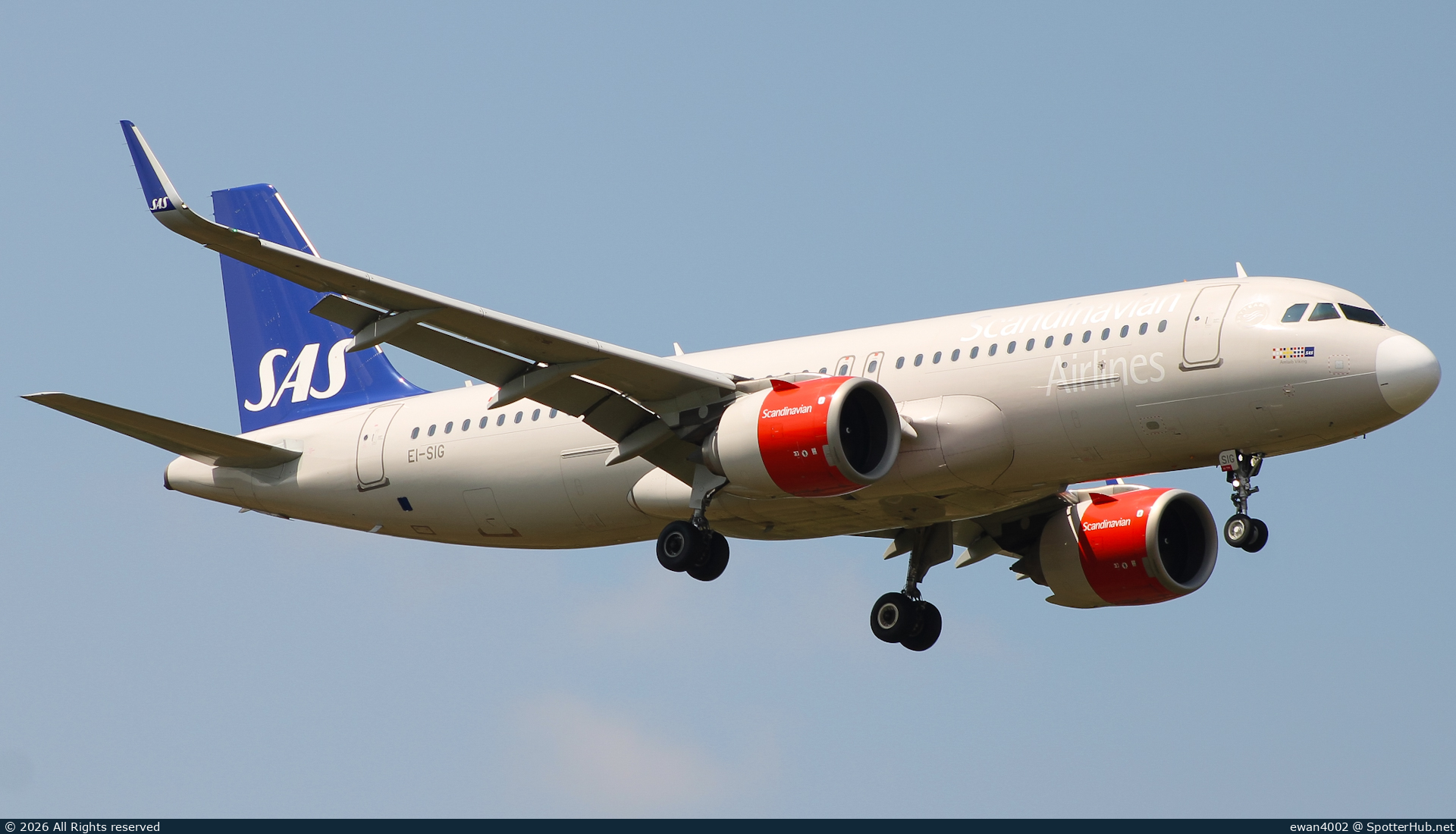 Photo of EI-SIG - Airbus A320-251N operated by SAS Connect