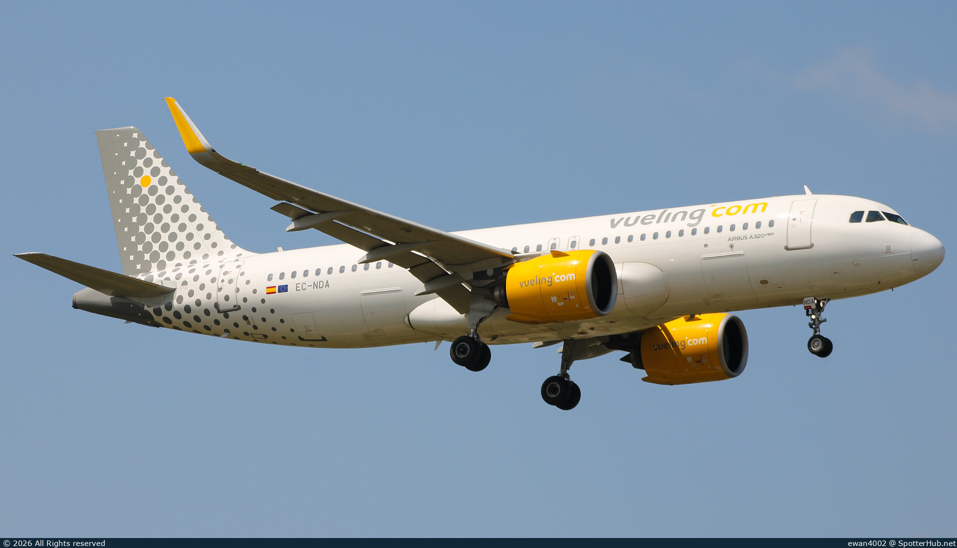 Photo of EC-NDA - Airbus A320-271N operated by Vueling