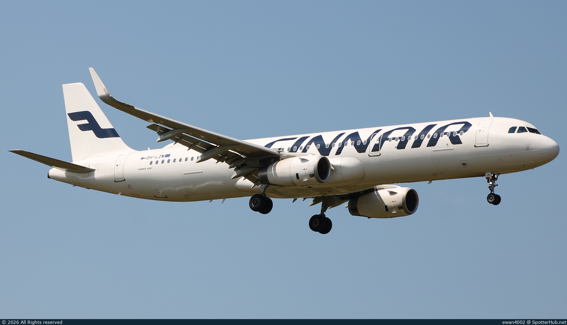 Photo of OH-LZM - Airbus A321-231 operated by Finnair
