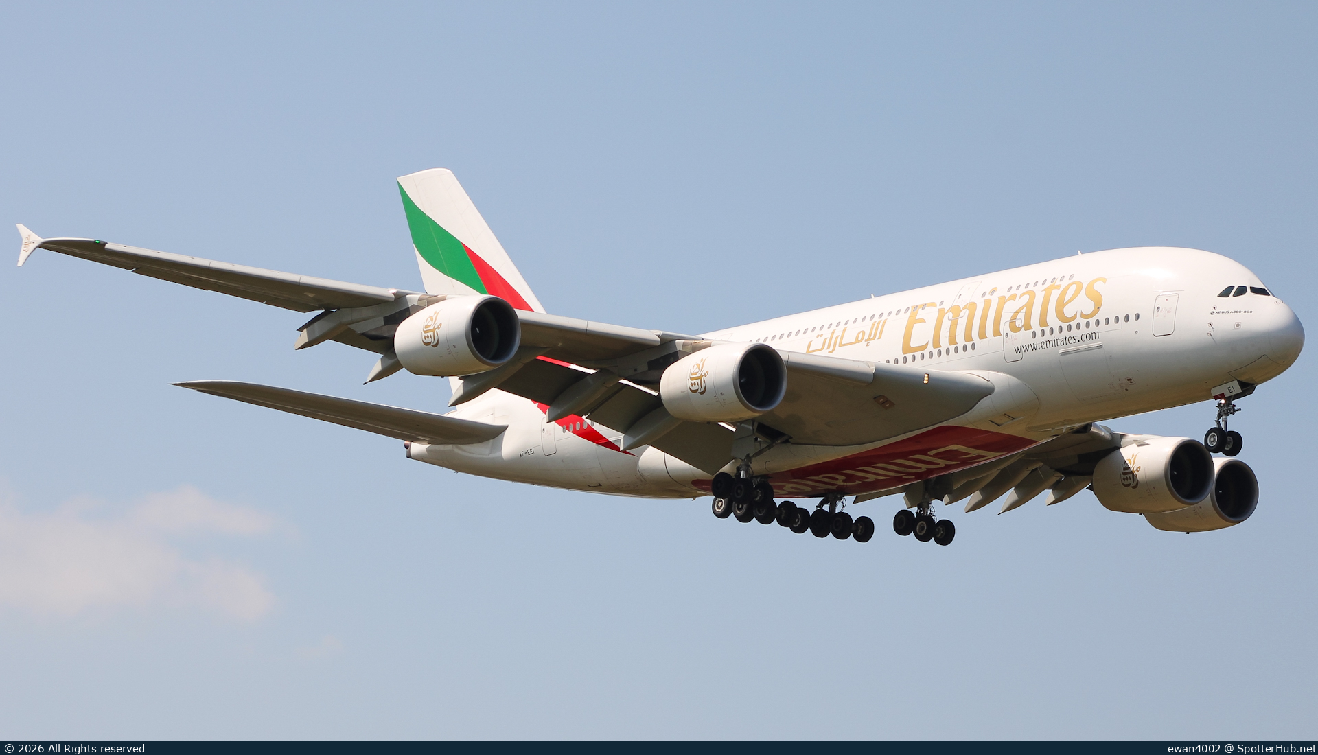 Photo of A6-EEI - Airbus A380-861 operated by Emirates