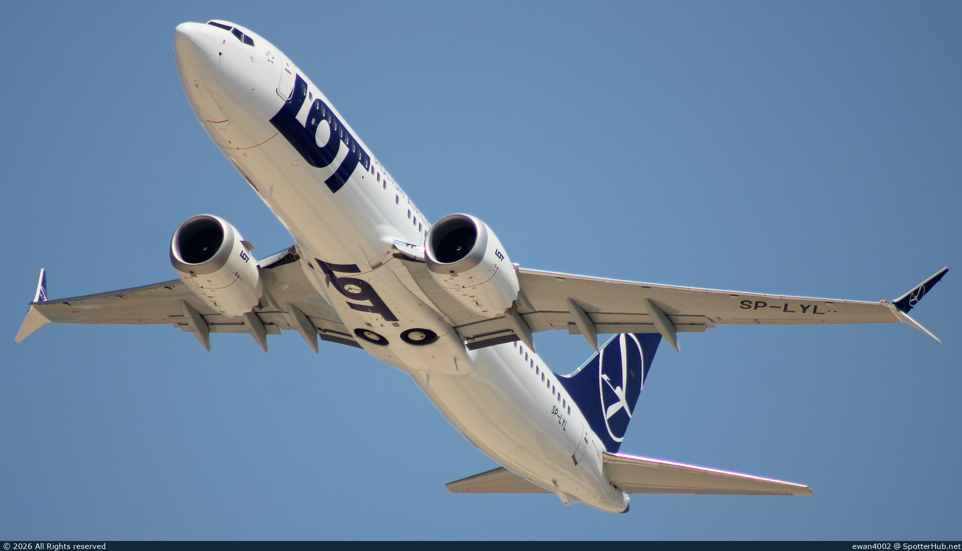 Photo of SP-LYL - Boeing 737 MAX 8 operated by LOT Polish Airlines