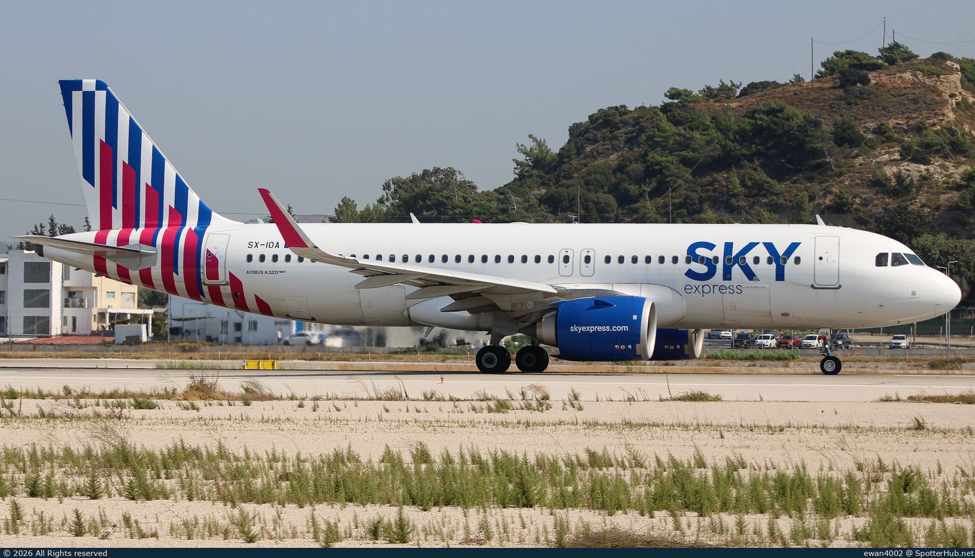 Photo of SX-IOA - Airbus A320-251N operated by Sky Express
