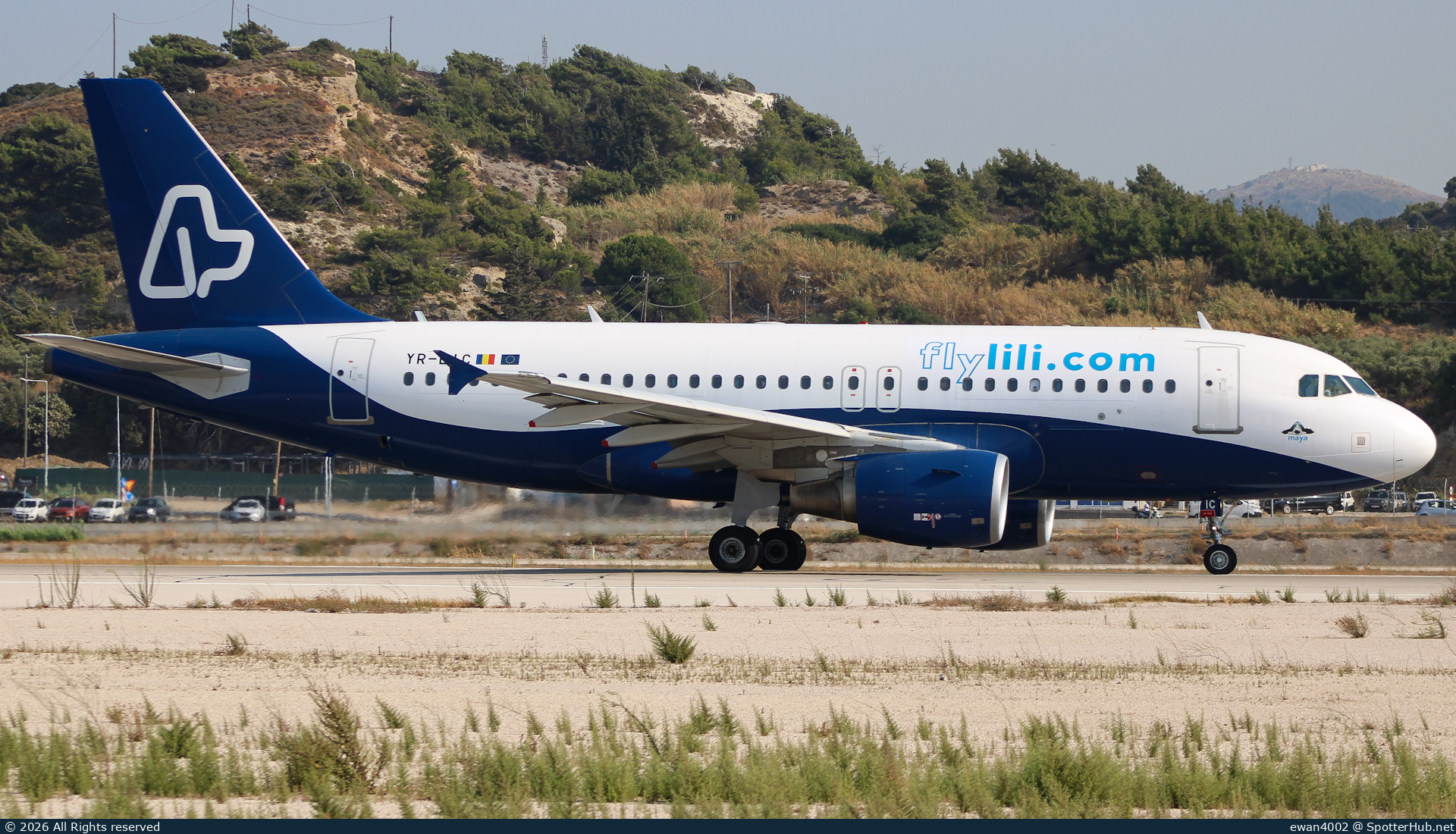 Photo of YR-LIC - Airbus A319-112 operated by Fly Lili