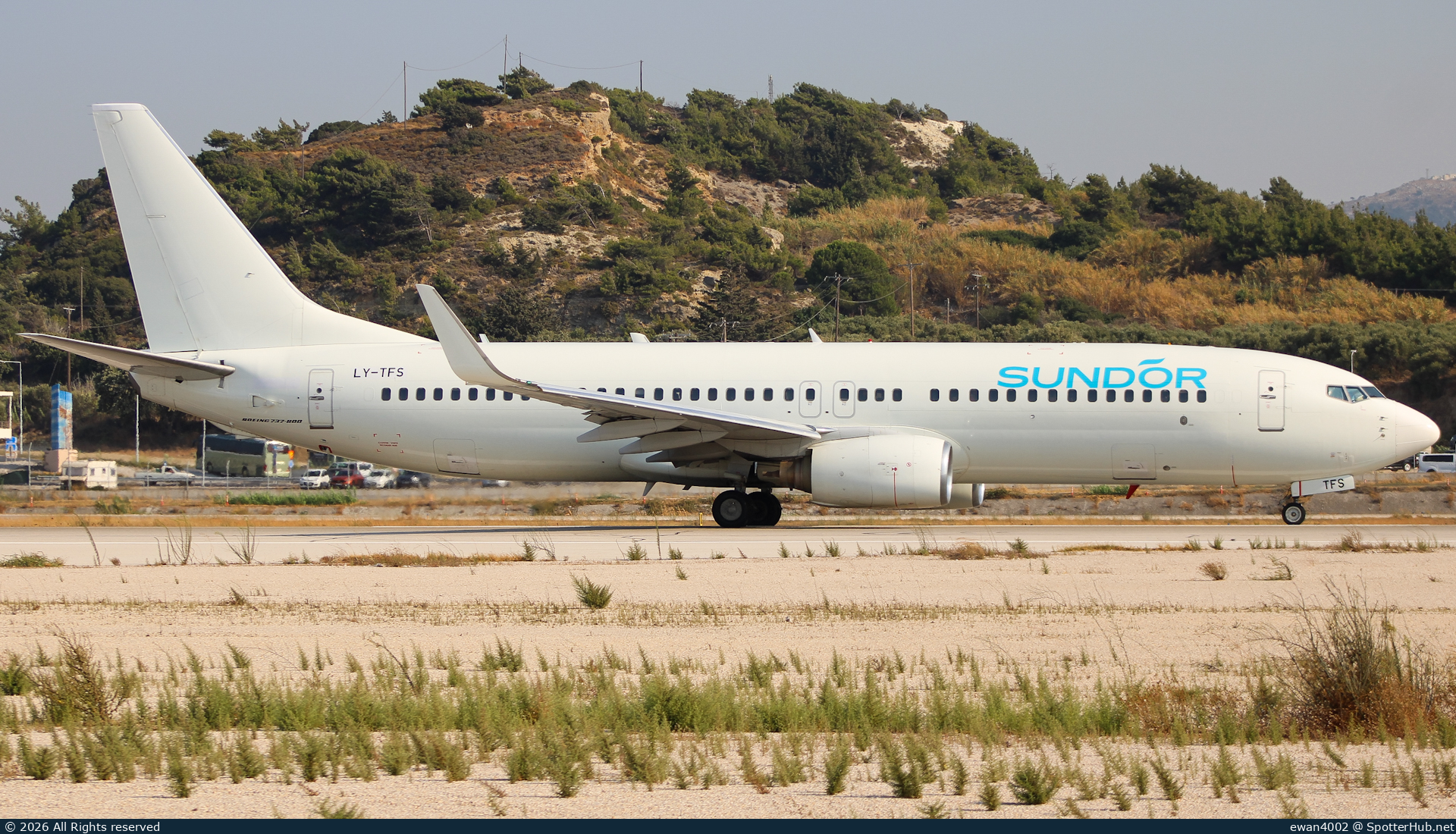 Photo of LY-TFS - Boeing 737-86J operated by Sun d'Or (opb KlasJet)