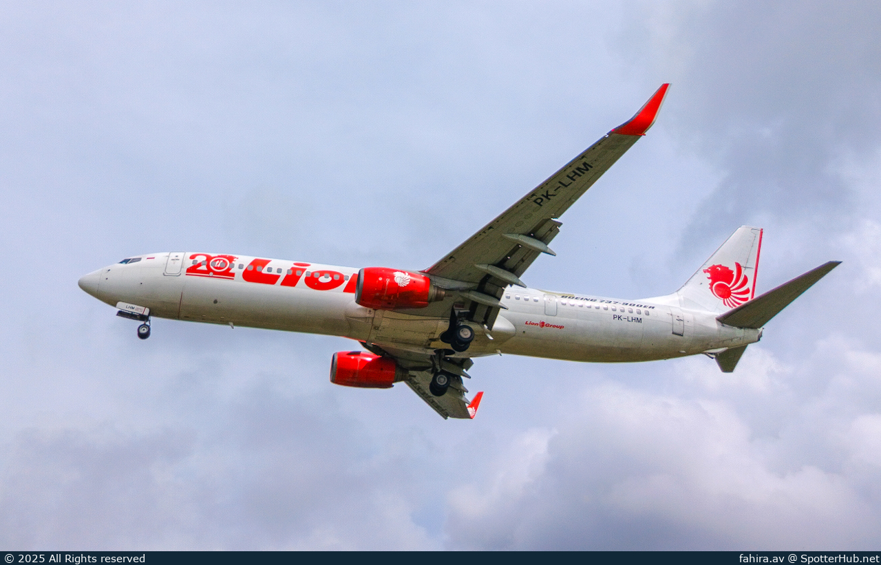 Photo of PK-LHM - Boeing 737-9GP(ER) operated by Lion Air