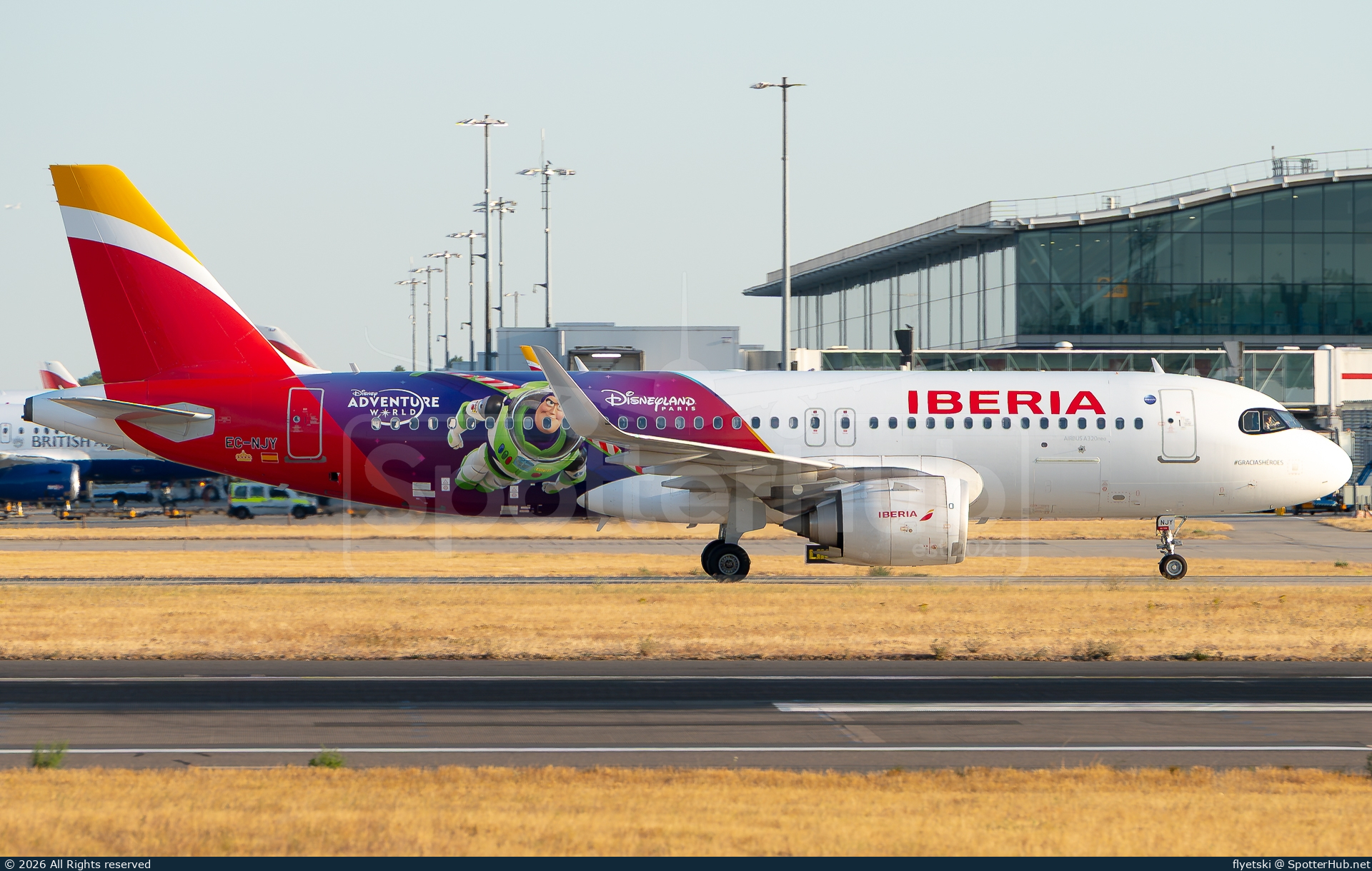 Photo of EC-NJY - Airbus A320-251N operated by Iberia