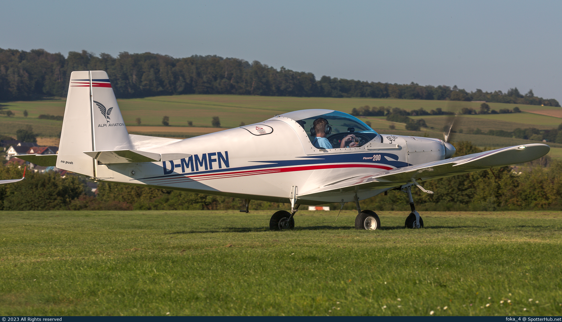 Photo of D-MMFN - Alpi Pioneer 200 Standard operated by Private