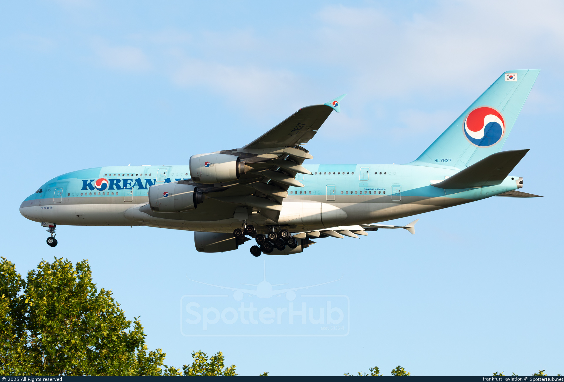 Photo of HL7627 - Airbus A380-861 operated by Korean Air