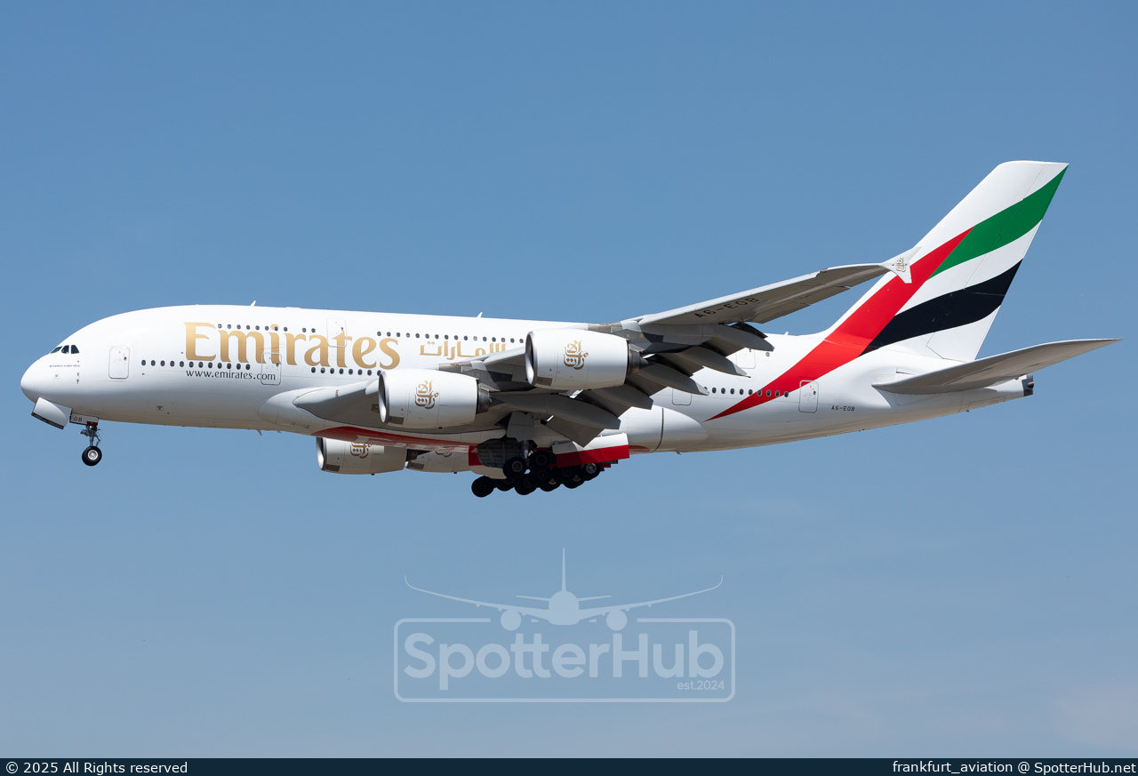 Photo of A6-EOB - Airbus A380-861 operated by Emirates