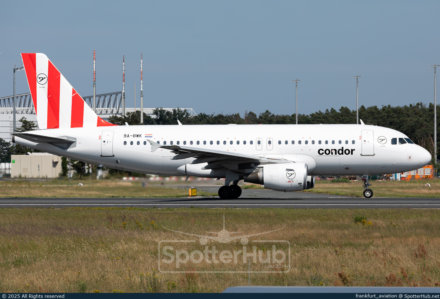 Photo of 9A-BWK - Airbus A319-112 operated by Condor (opb Fly Air41 Airways)