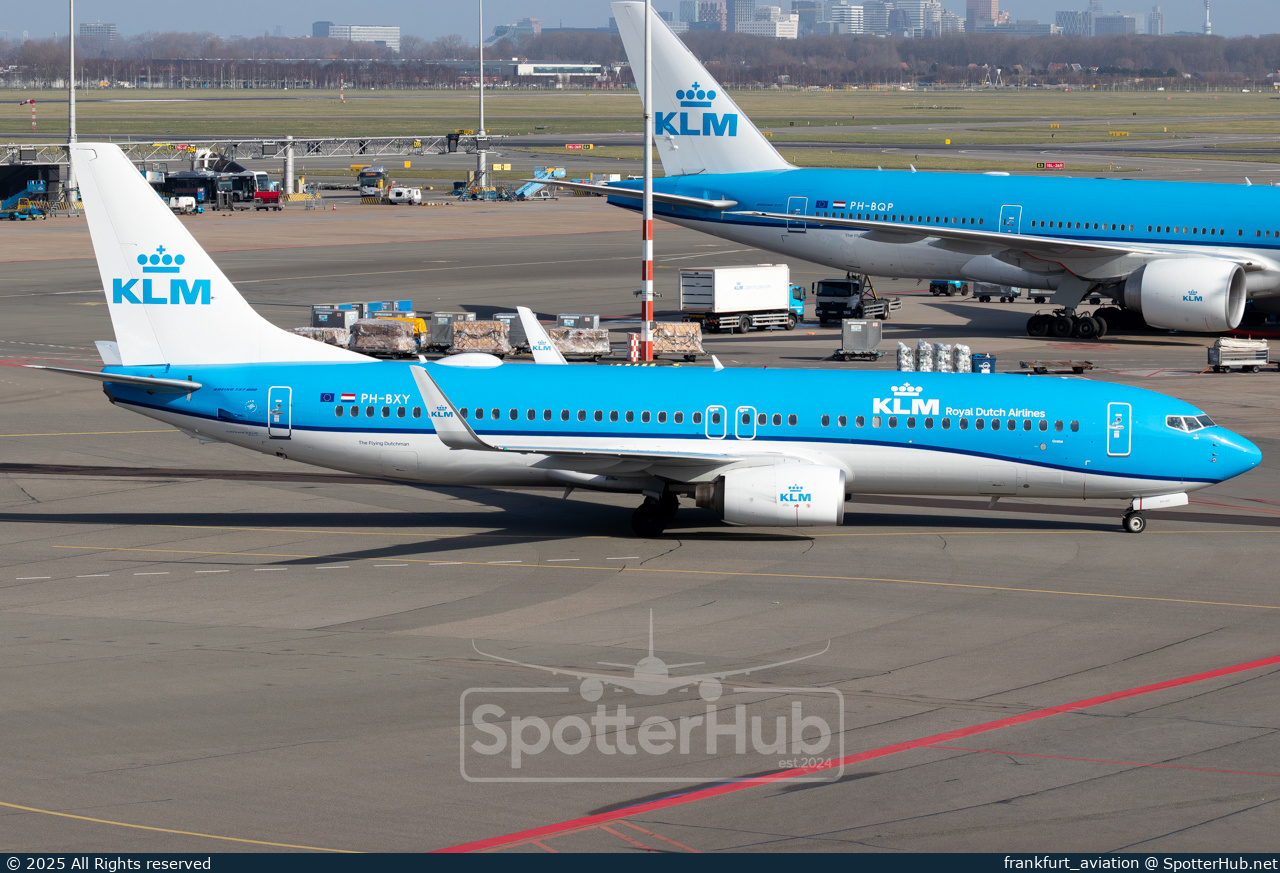 Photo of PH-BXY - Boeing 737-8K2 operated by KLM Royal Dutch Airlines