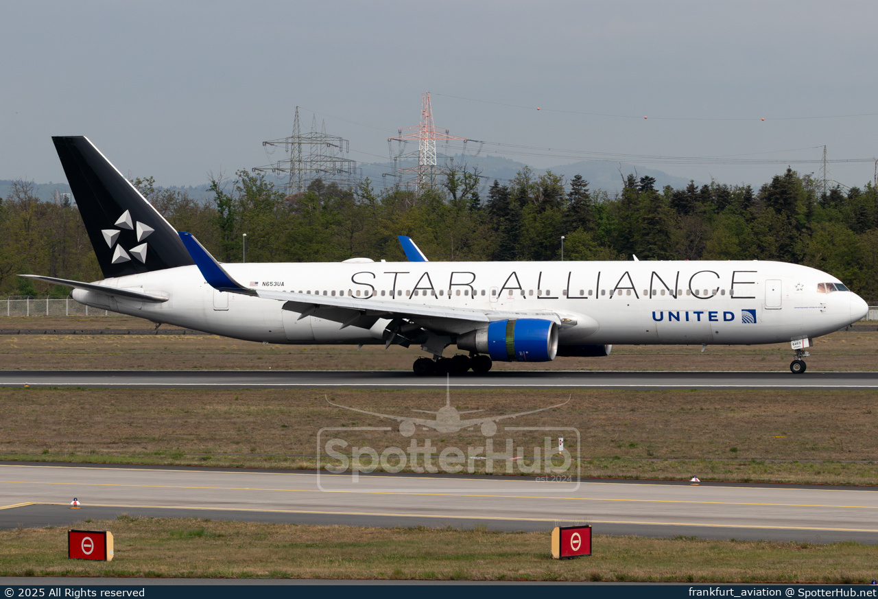 Photo of N653UA - Boeing 767-322(ER) operated by United Airlines