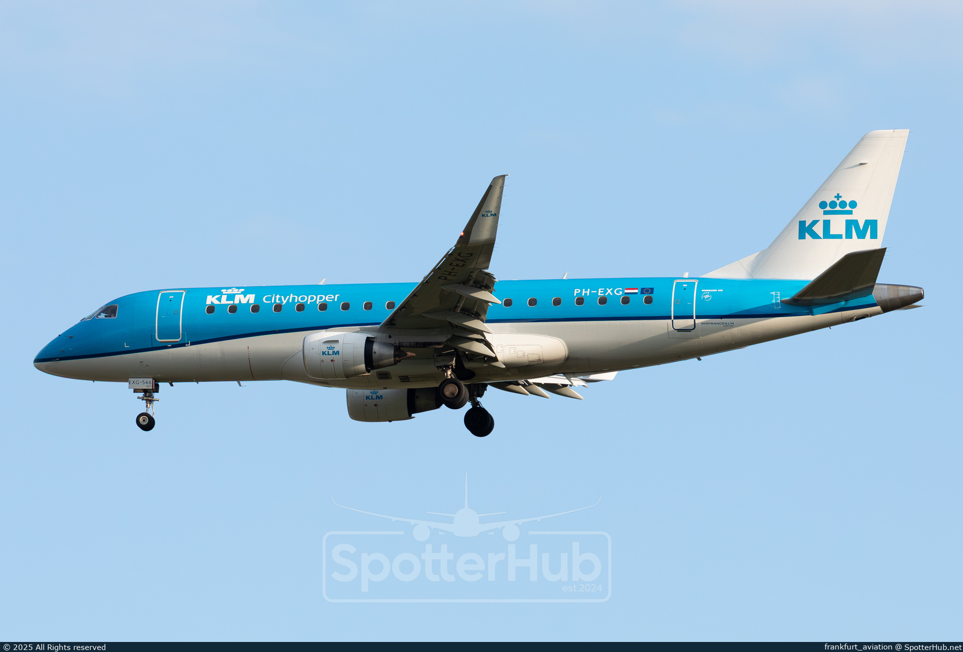 Photo of PH-EXG - Embraer ERJ-175STD operated by KLM Cityhopper