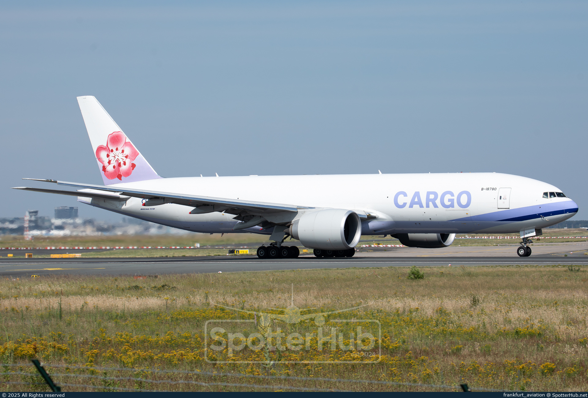 Photo of B-18780 - Boeing 777-F operated by China Airlines Cargo