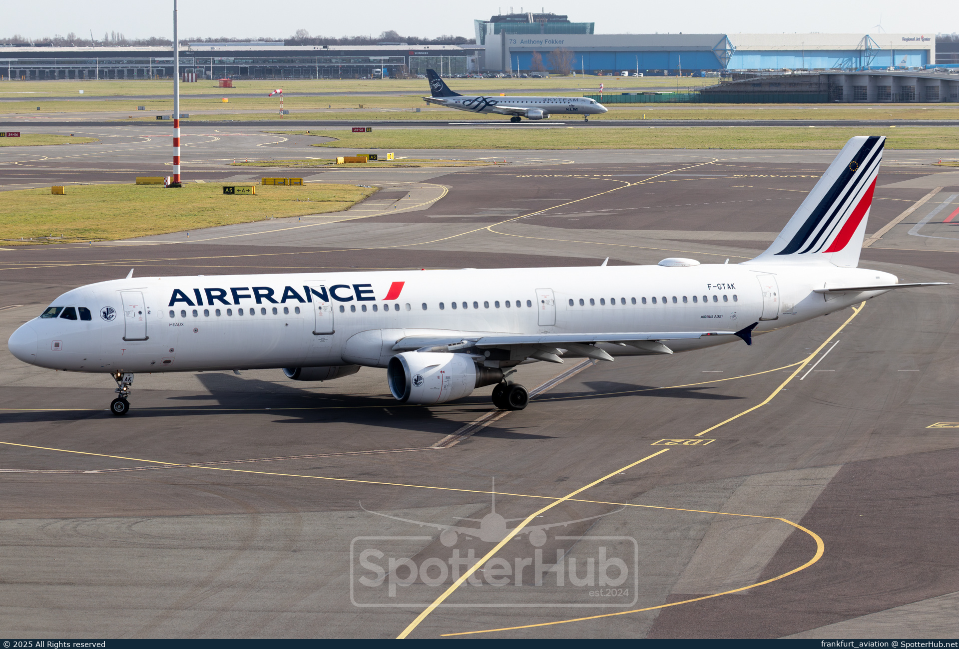 Photo of F-GTAK - Airbus A321-212 operated by Air France