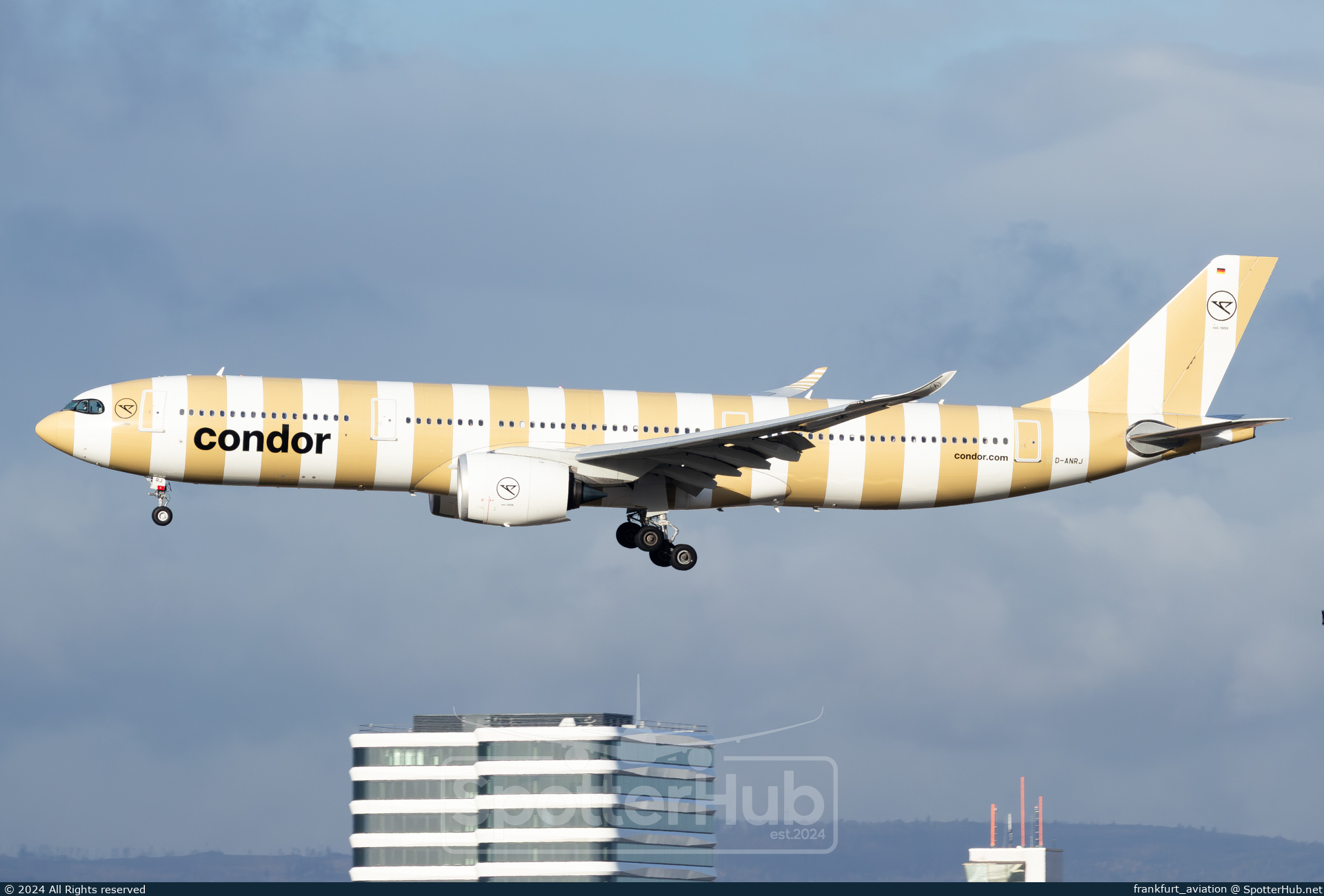 Photo of D-ANRJ - Airbus A330-941 operated by Condor