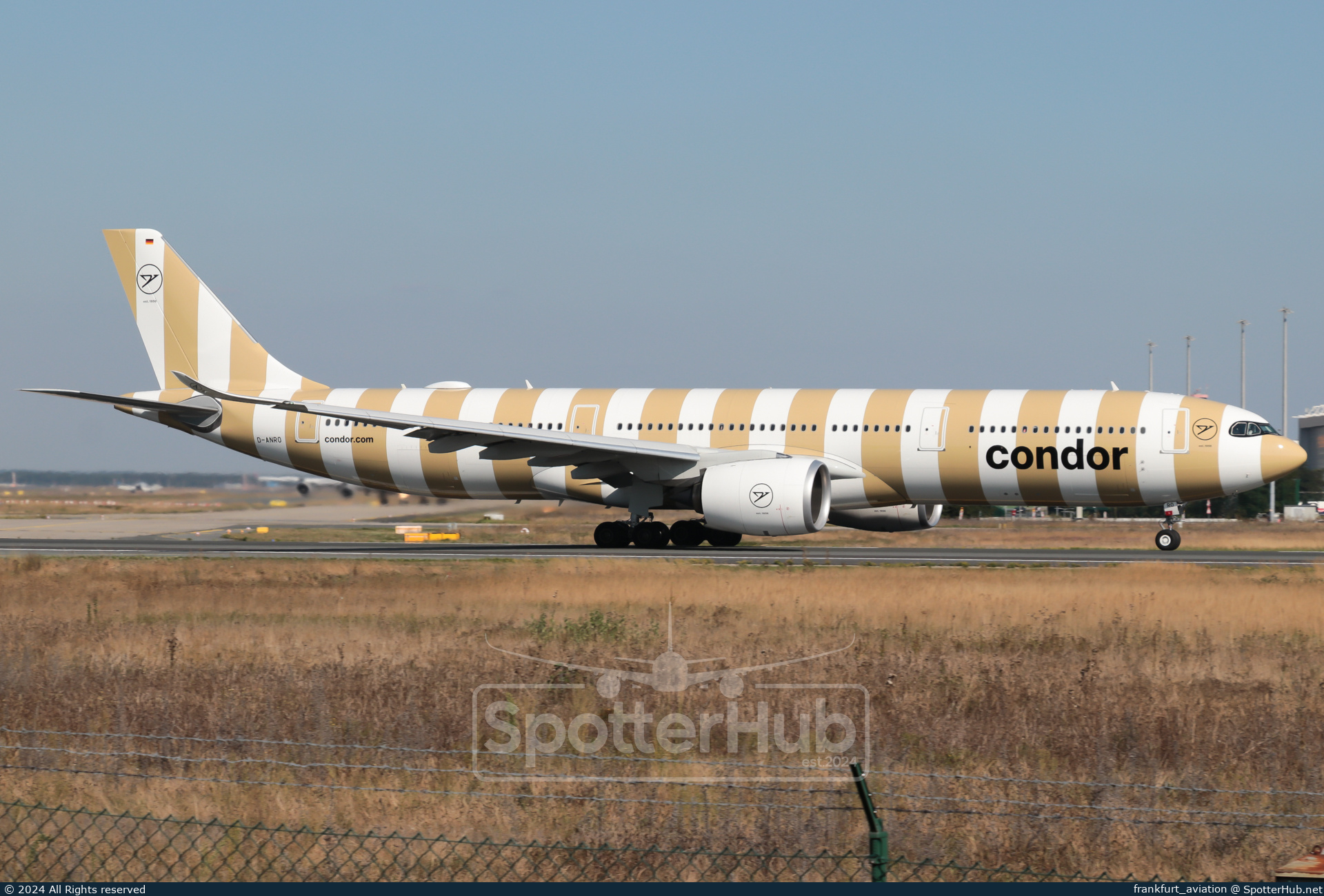 Photo of D-ANRO - Airbus A330-941 operated by Condor