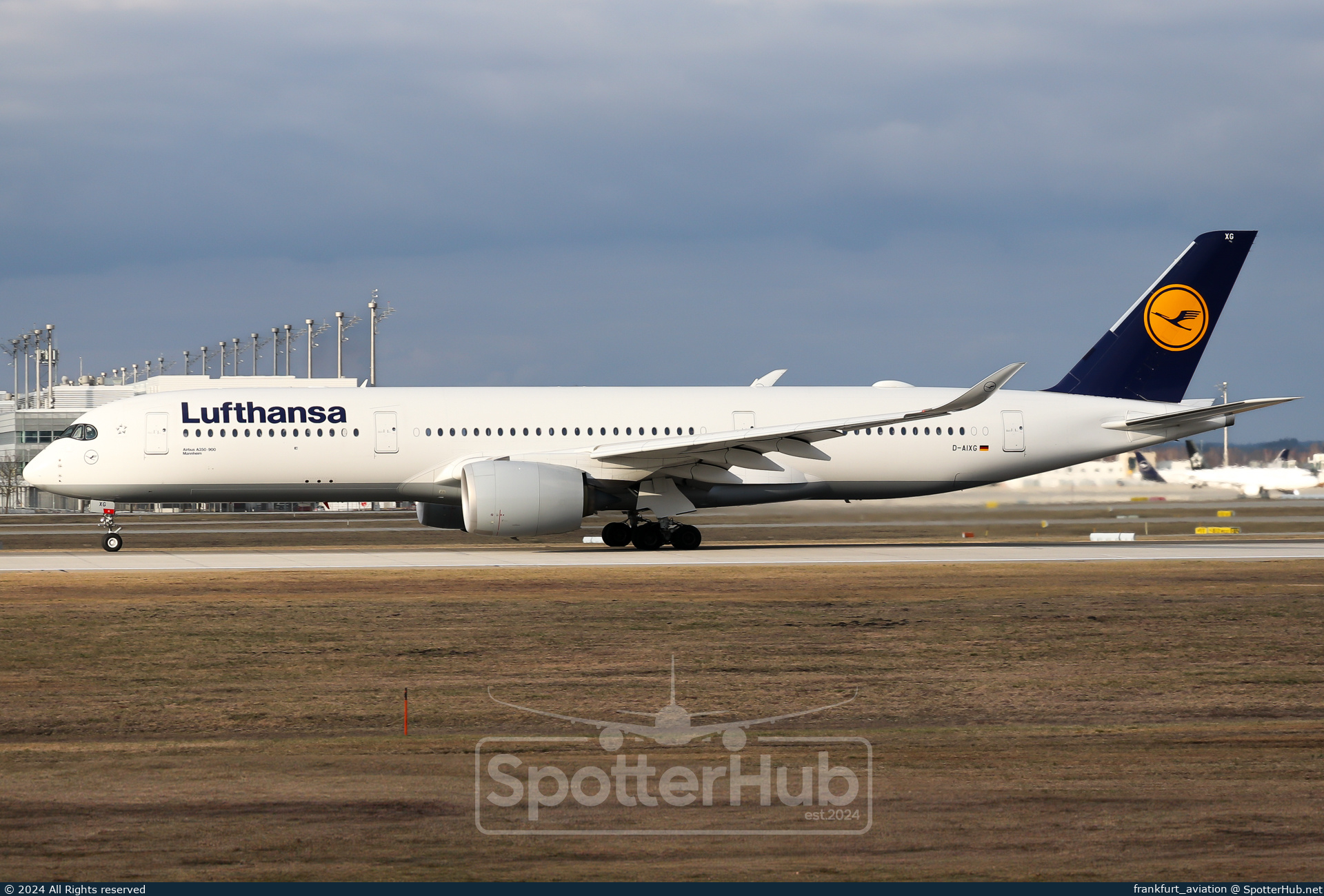 Photo of D-AIXG - Airbus A350-941 operated by Lufthansa