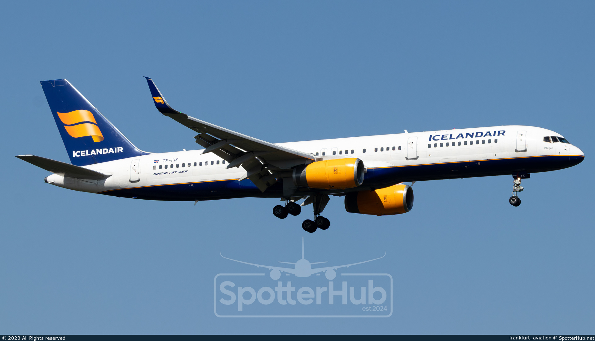 Photo of TF-FIK - Boeing 757-256 operated by Icelandair