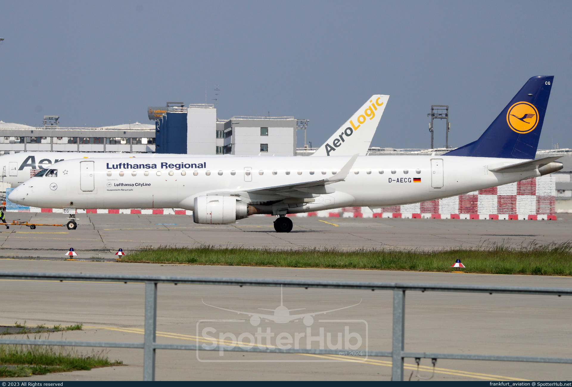 Photo of D-AECG - Embraer ERJ-190LR operated by Lufthansa CityLine