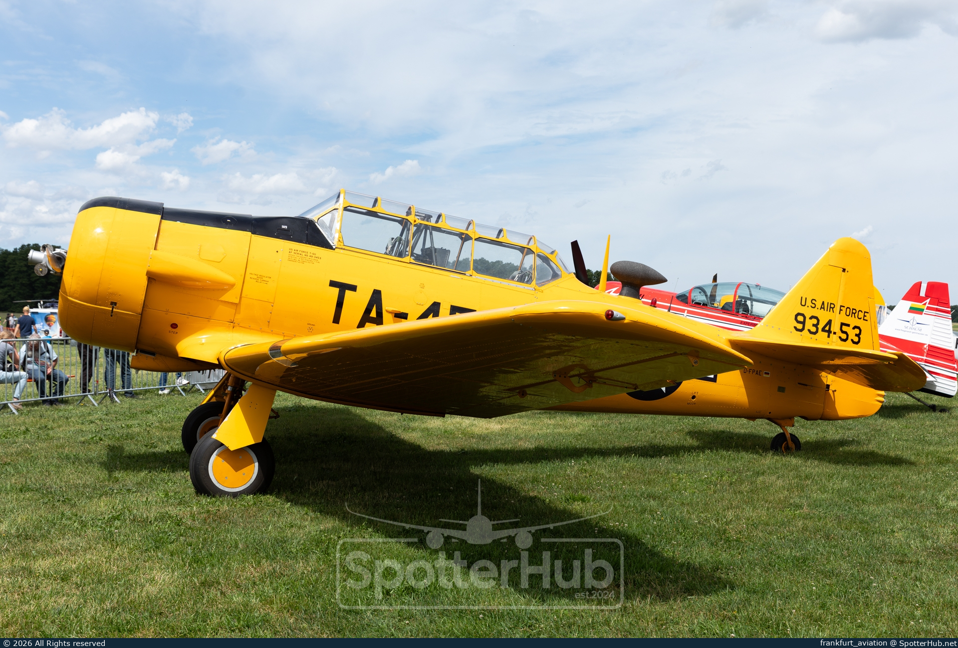 Photo of D-FPAE - North American T-6G Texan operated by Quax-Flieger