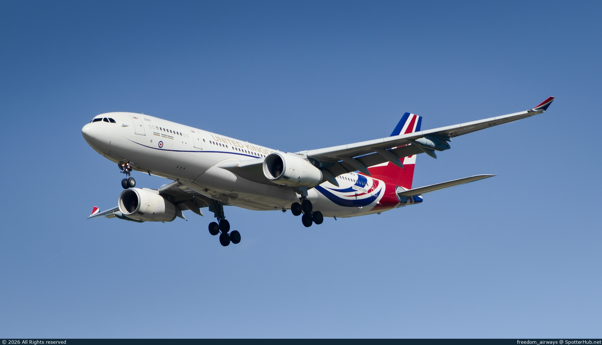 Photo of ZZ336 - Airbus A330-243(MRTT) Voyager KC.3 operated by Royal Air Force