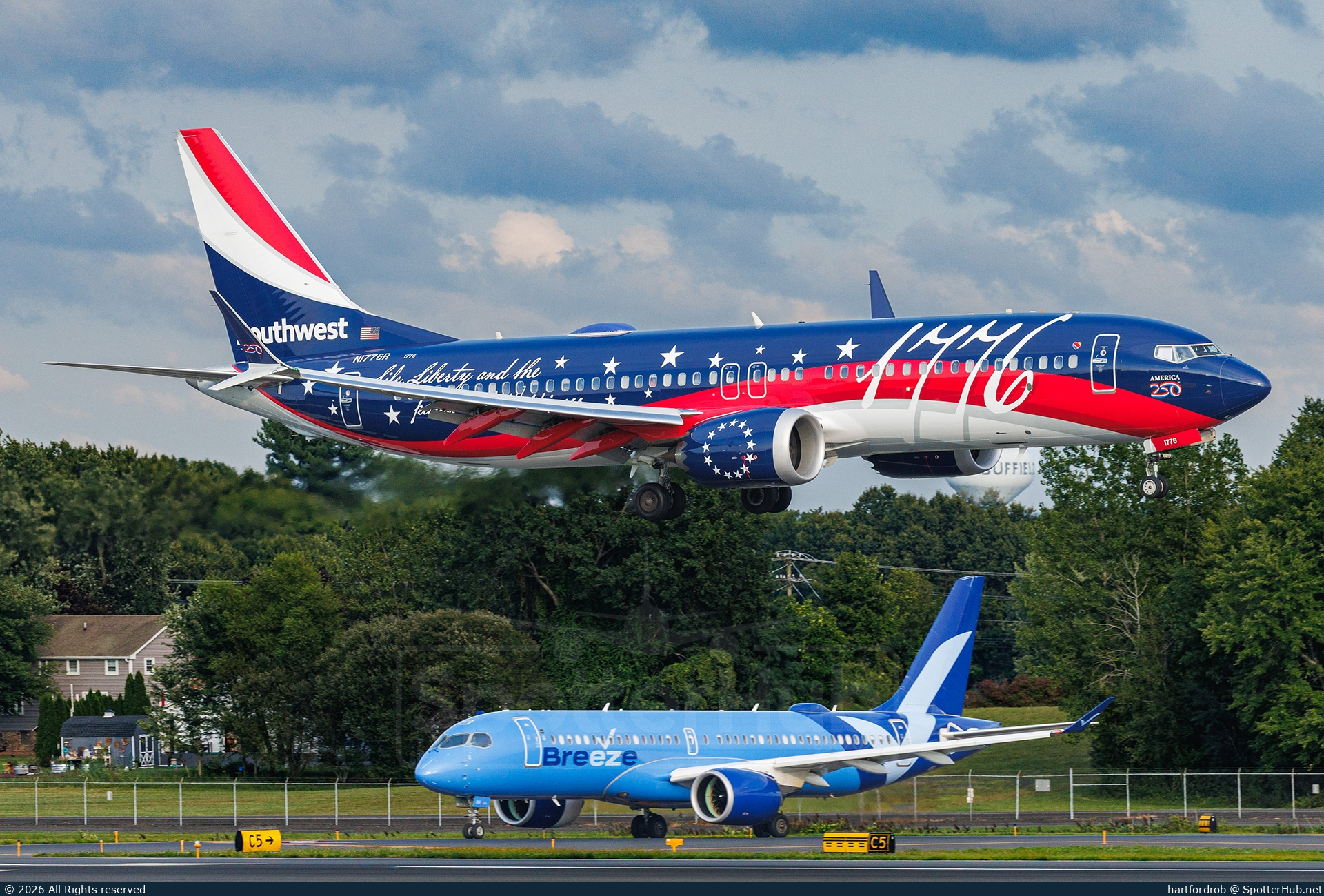 Photo of N1776R - Boeing 737 MAX 8 operated by Southwest Airlines