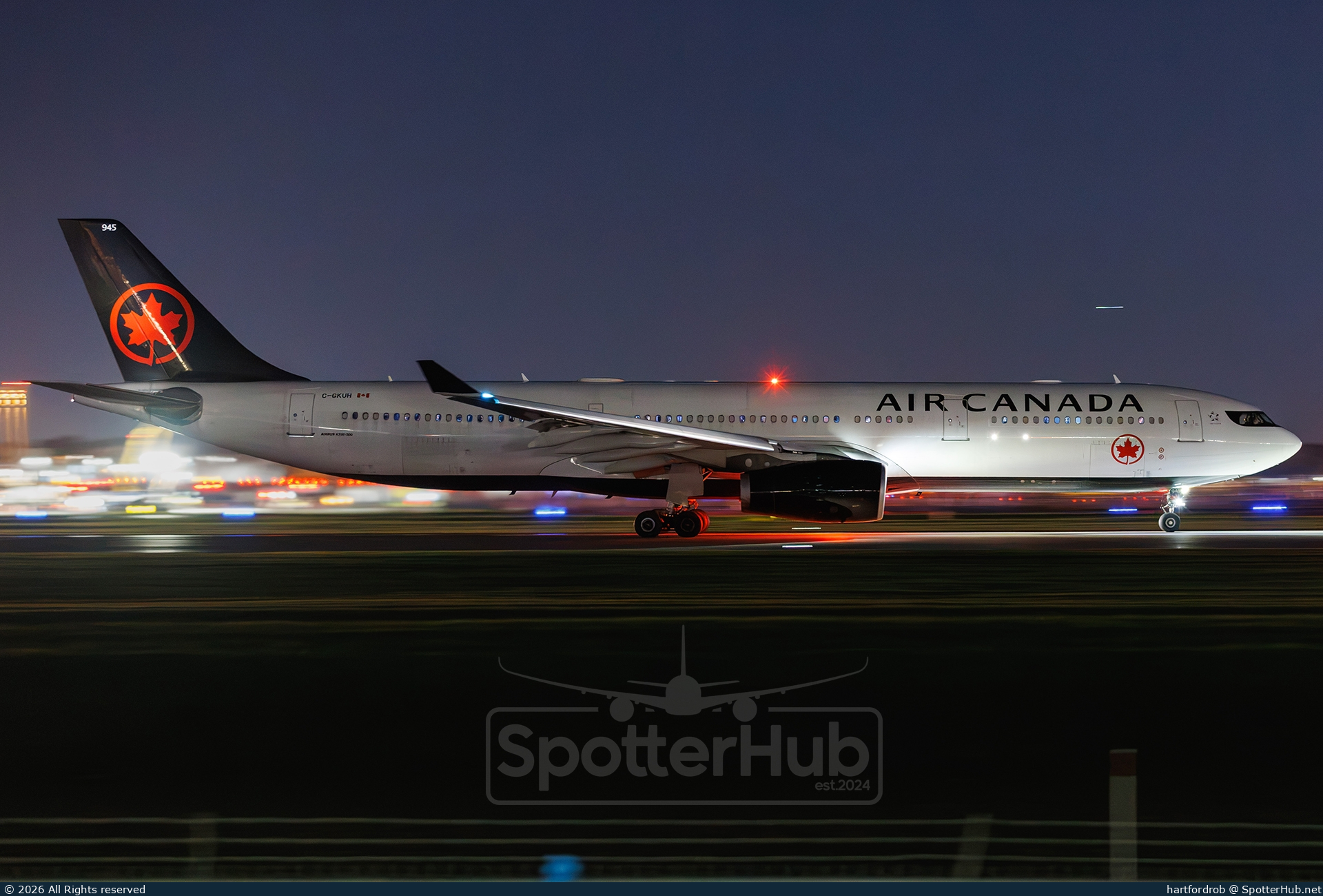Photo of C-GKUH - Airbus A330-343 operated by Air Canada
