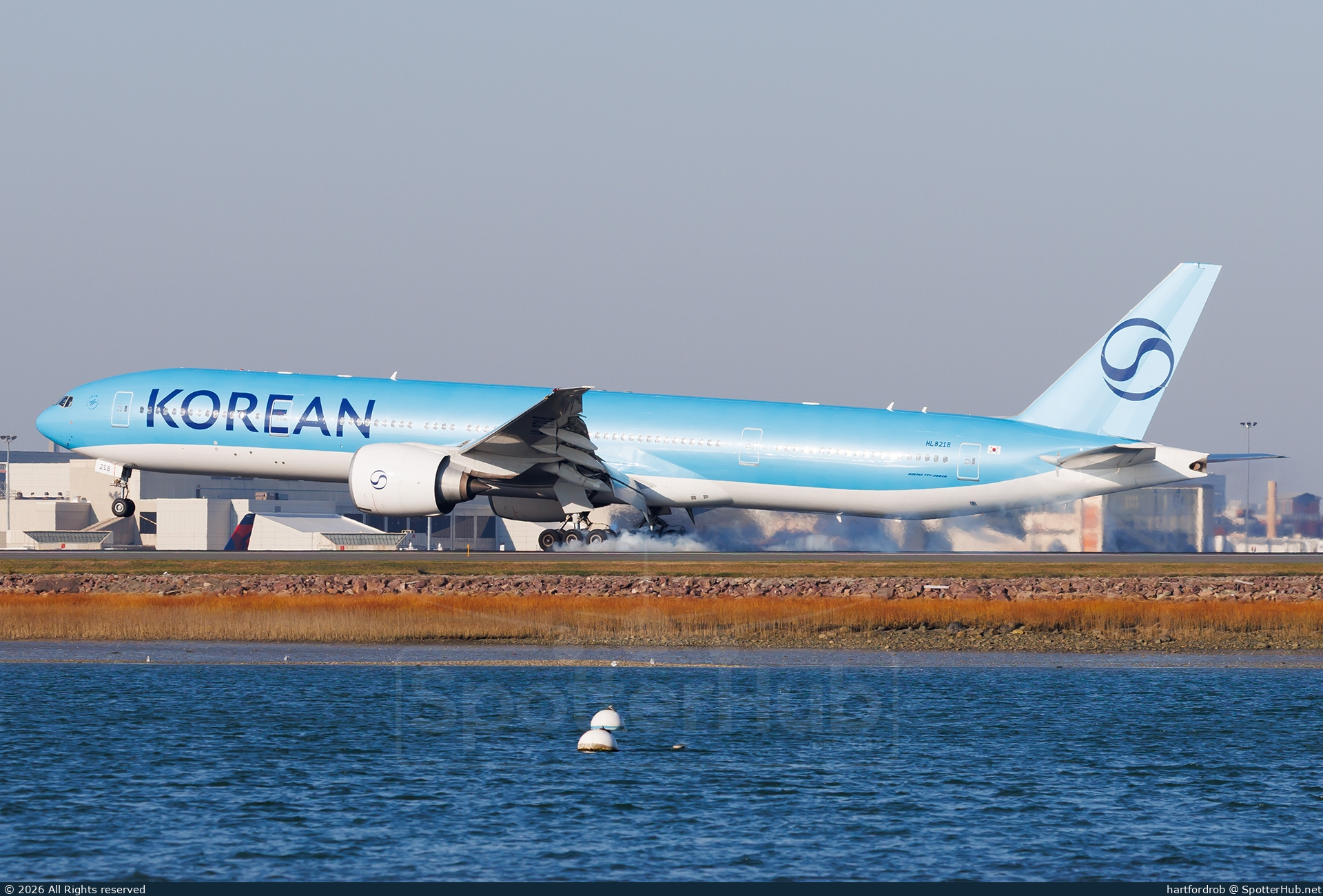 Photo of HL8218 - Boeing 777-3B5(ER) operated by Korean Air