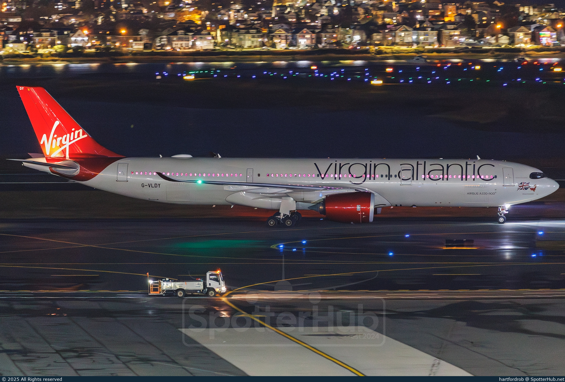 Photo of G-VLDY - Airbus A330-941 operated by Virgin Atlantic Airways