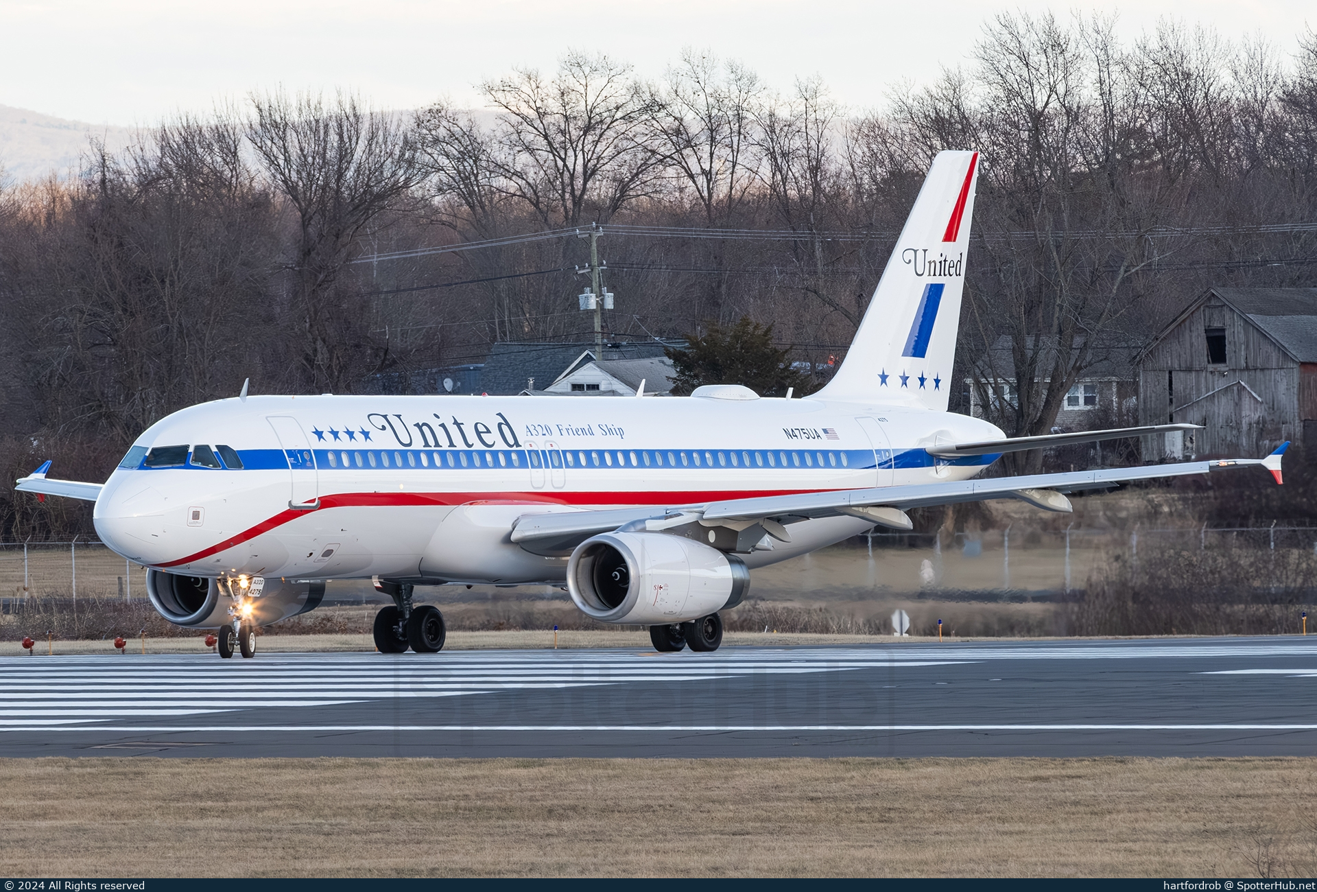 Photo of N475UA - Airbus A320-232 operated by United Airlines