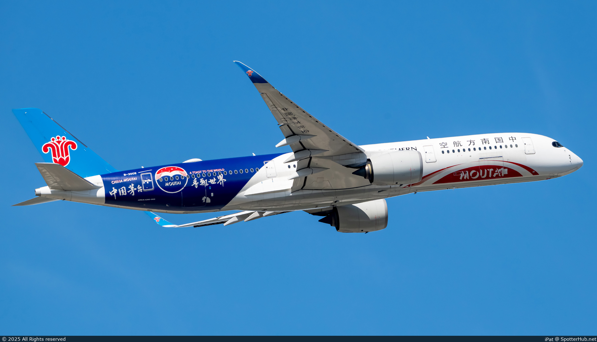 Photo of B-30CE - Airbus A350-941 operated by China Southern Airlines