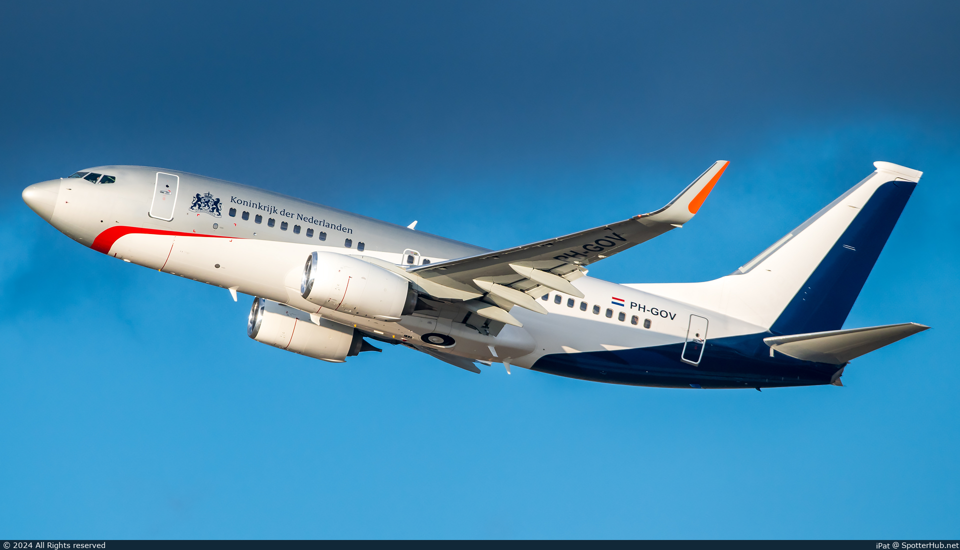 Photo of PH-GOV - Boeing 737-700(BBJ) operated by Government of the Netherlands