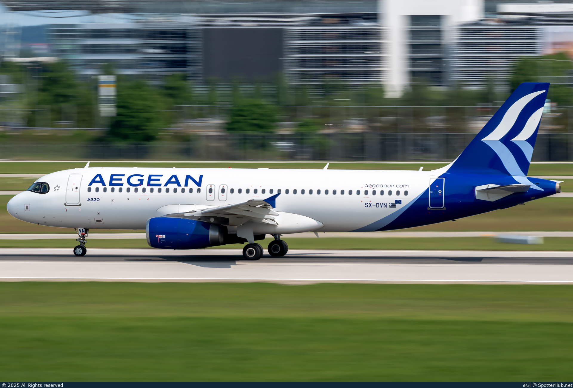 Photo of SX-DVN - Airbus A320-232 operated by Aegean Airlines
