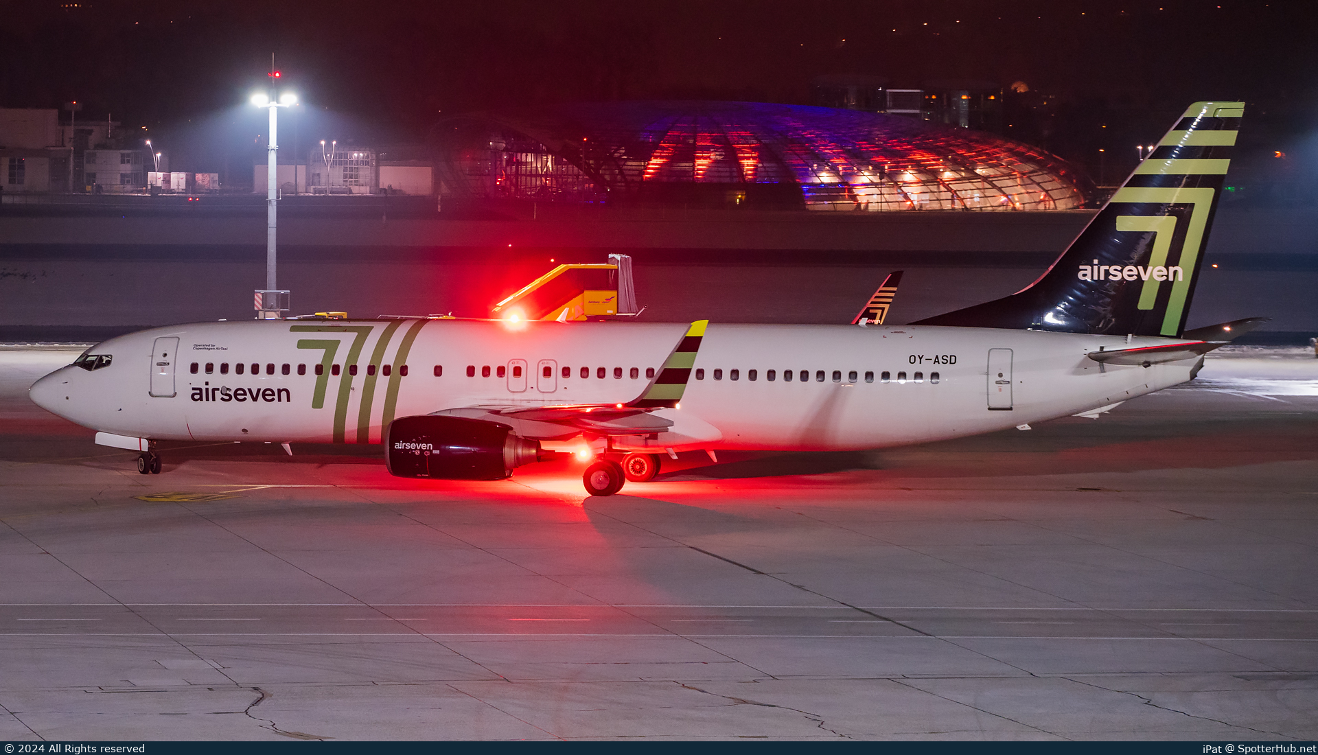 Photo of OY-ASD - Boeing 737-8FZ operated by Airseven (opb Copenhagen Airtaxi)