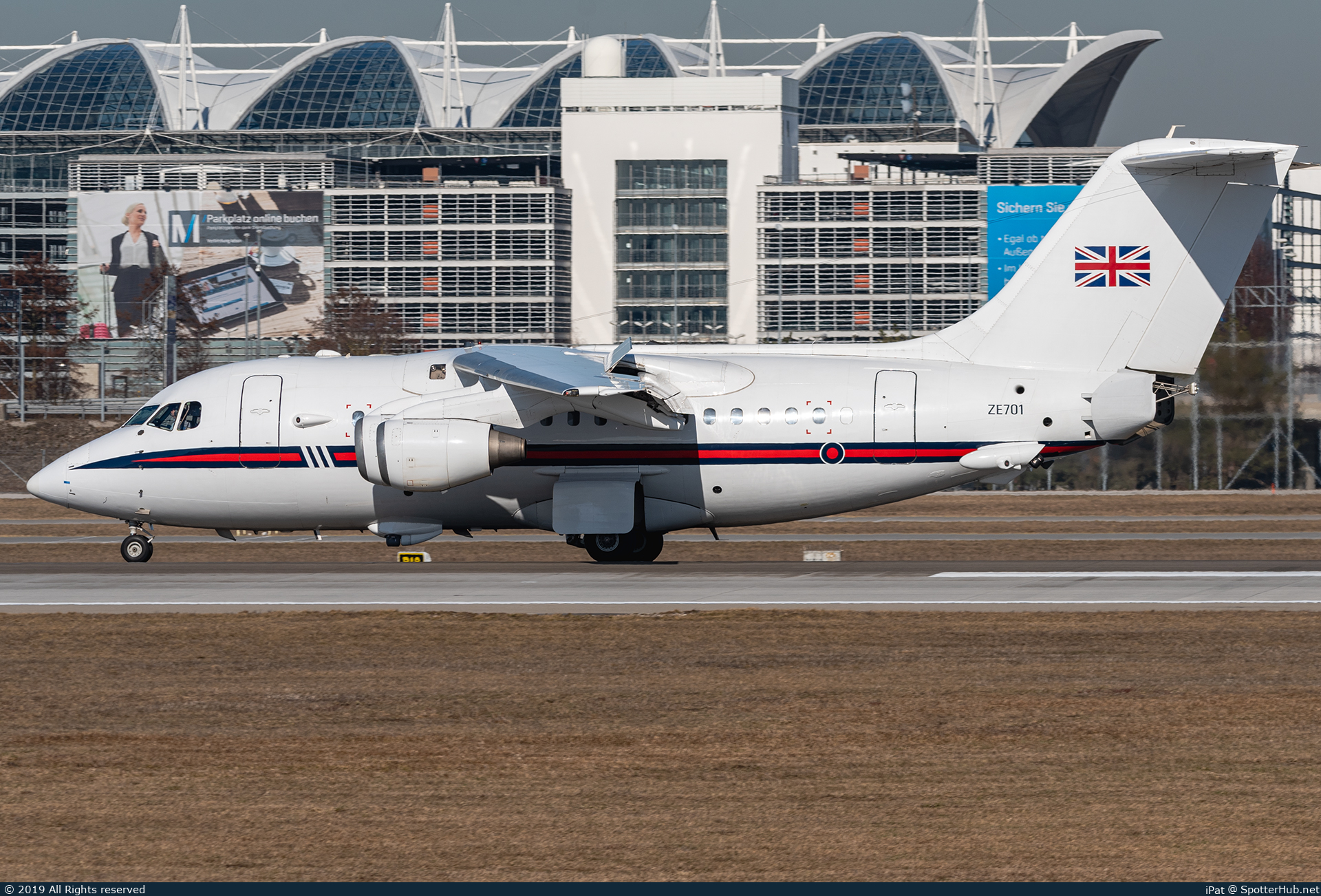 Photo of ZE701 - British Aerospace 146 CC.2 operated by Royal Air Force