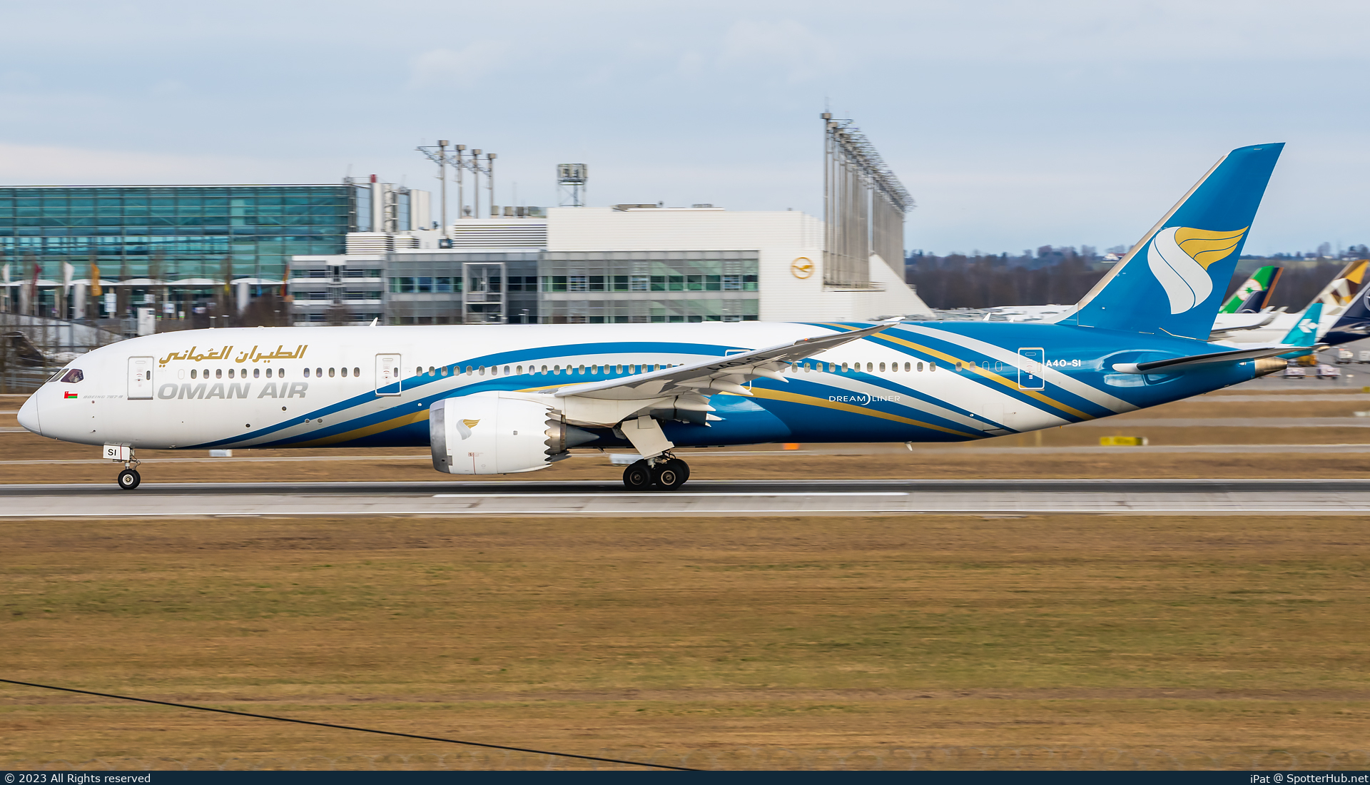 Photo of A4O-SI - Boeing 787-9 Dreamliner operated by Oman Air