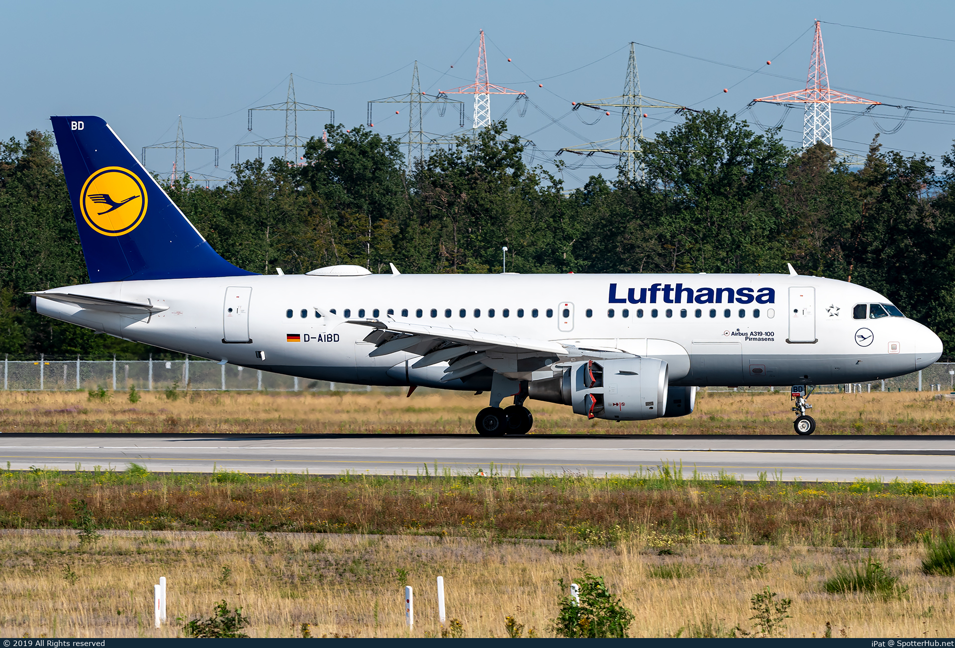 Photo of D-AIBD - Airbus A319-112 operated by Lufthansa