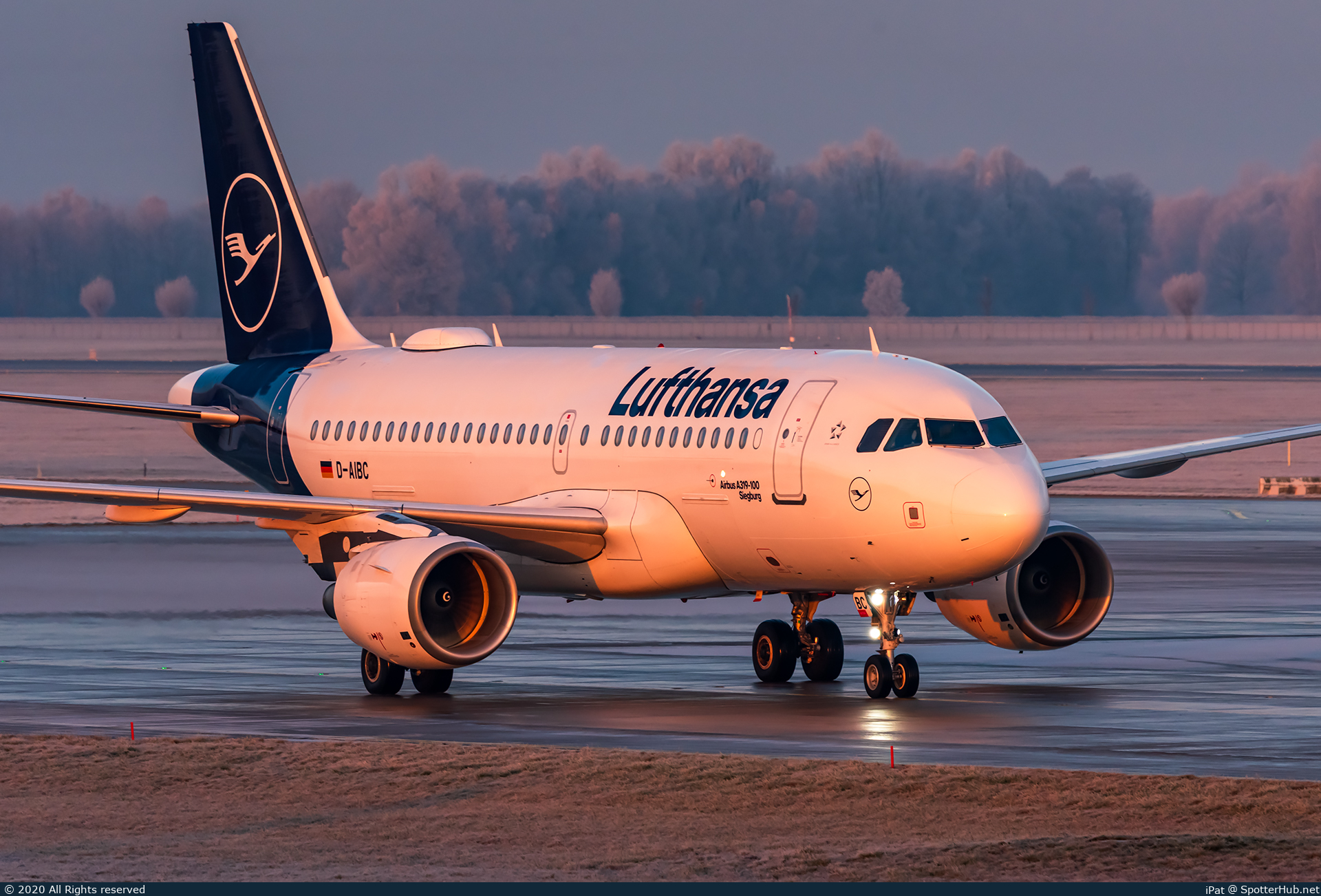 Photo of D-AIBC - Airbus A319-112 operated by Lufthansa