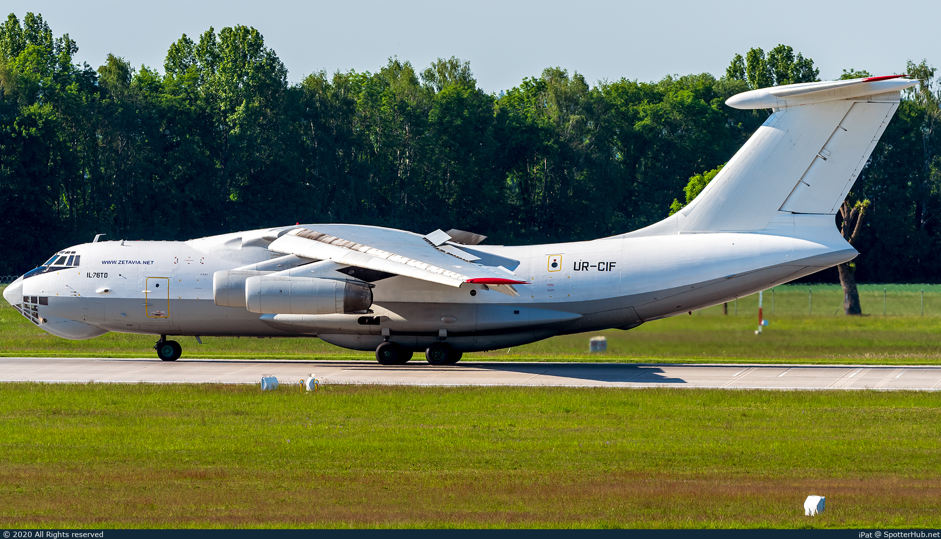 Photo of UR-CIF - Ilyushin Il-76TD operated by ZetAvia