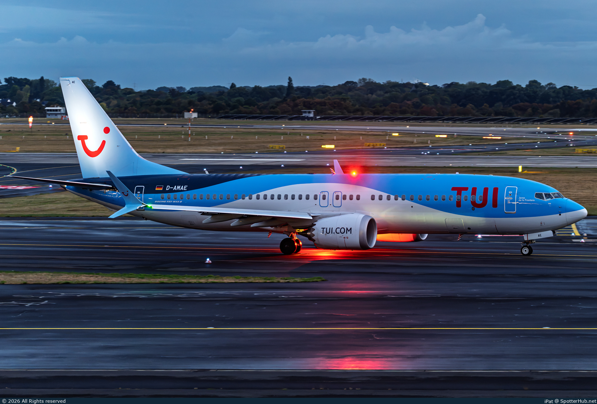 Photo of D-AMAE - Boeing 737 MAX 8 operated by TUIfly