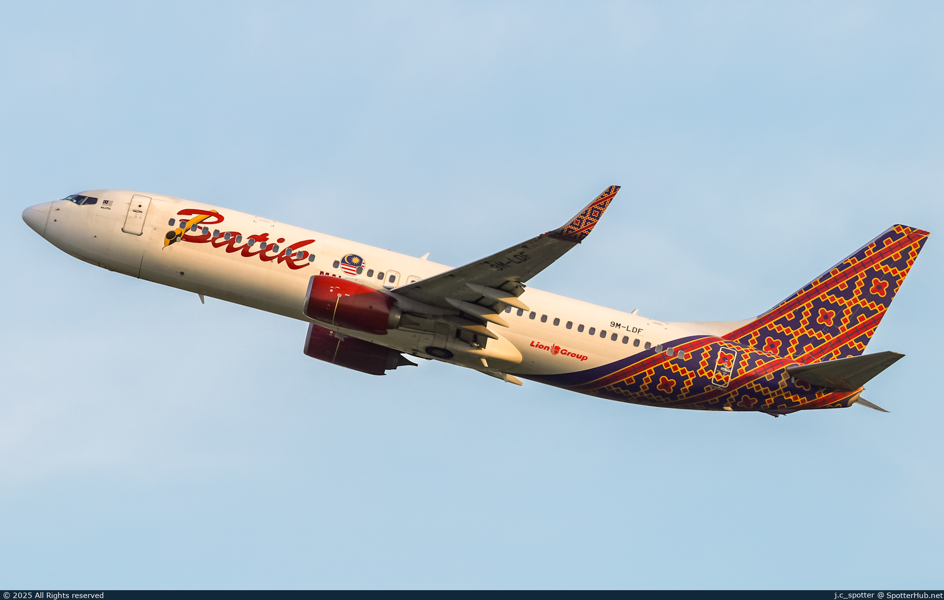 Photo of 9M-LDF - Boeing 737-8U3 operated by Batik Air Malaysia