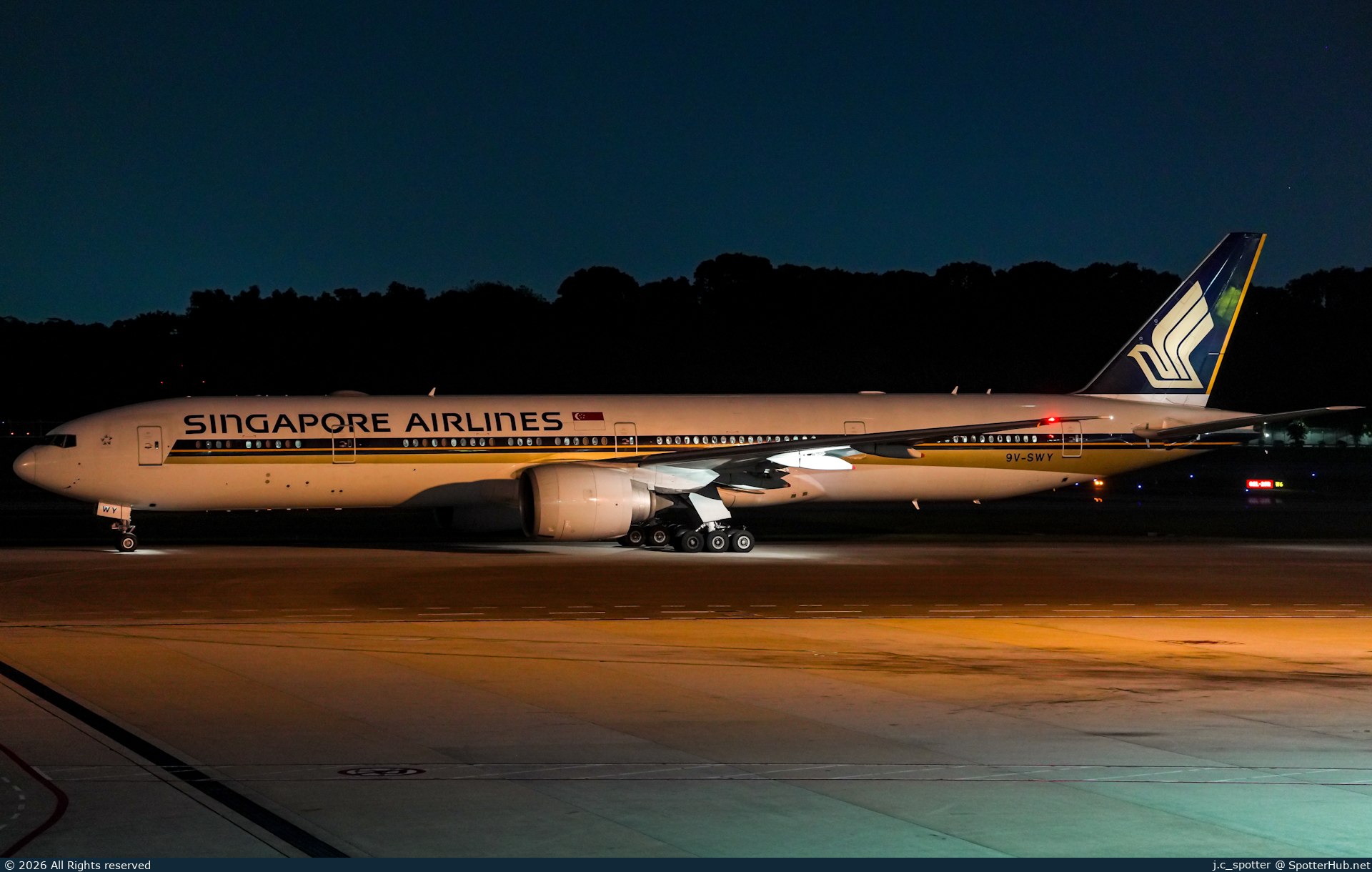 Photo of 9V-SWY - Boeing 777-312(ER) operated by Singapore Airlines
